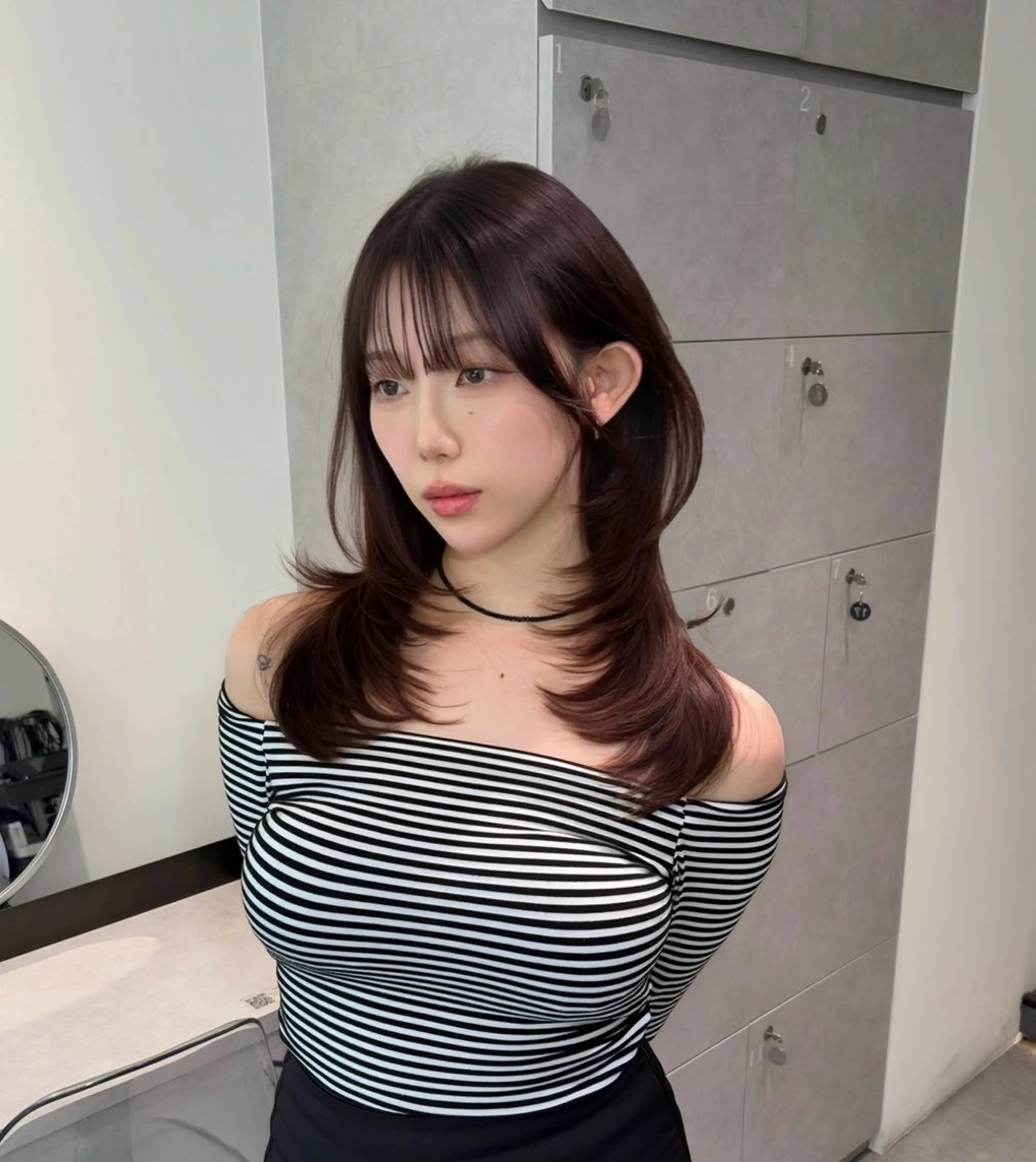 ロング ハッシュカット ハイレイヤー レイヤーカット 吉村 駿佑のヘアスタイル