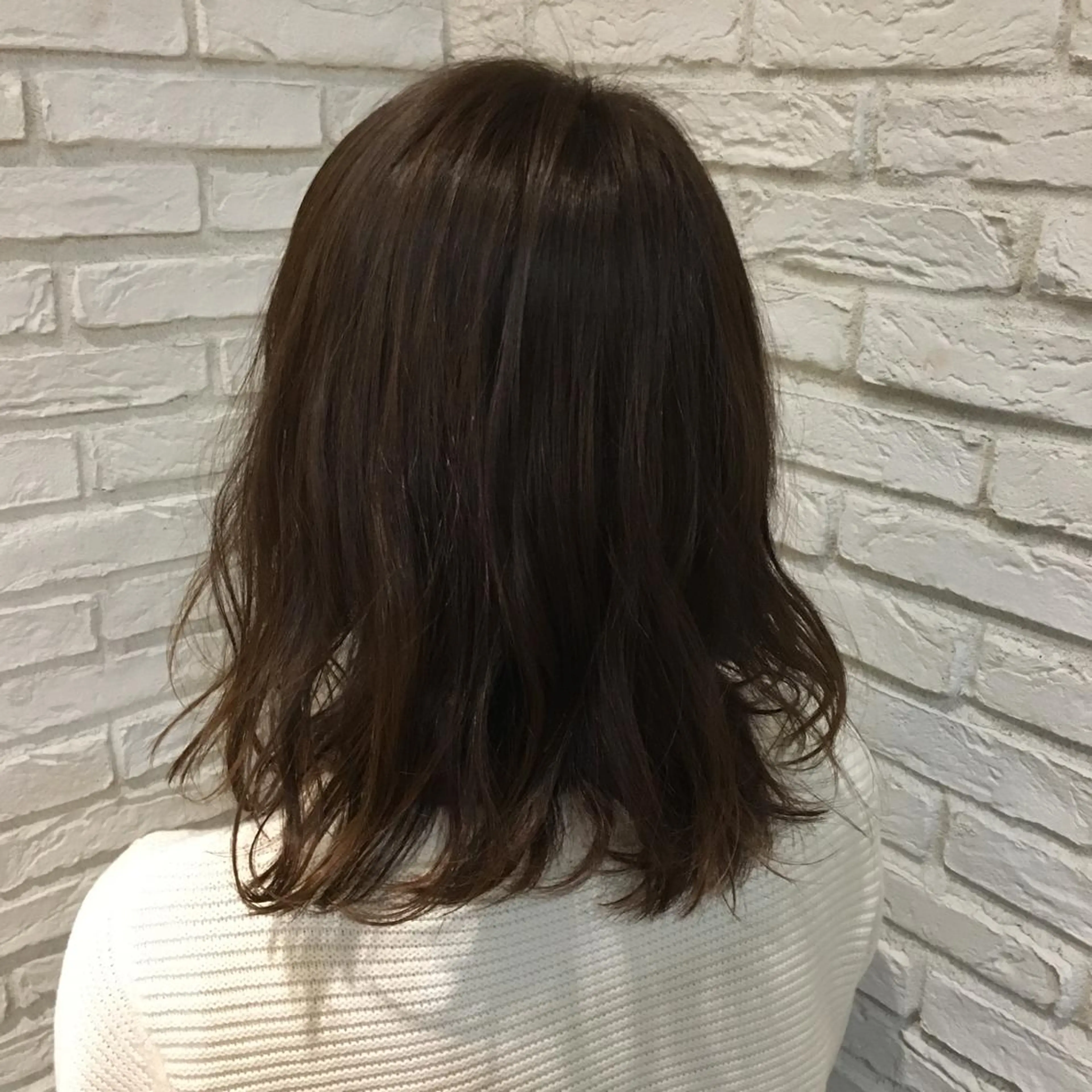 ミディアム 鈴木 麻希のヘアスタイル