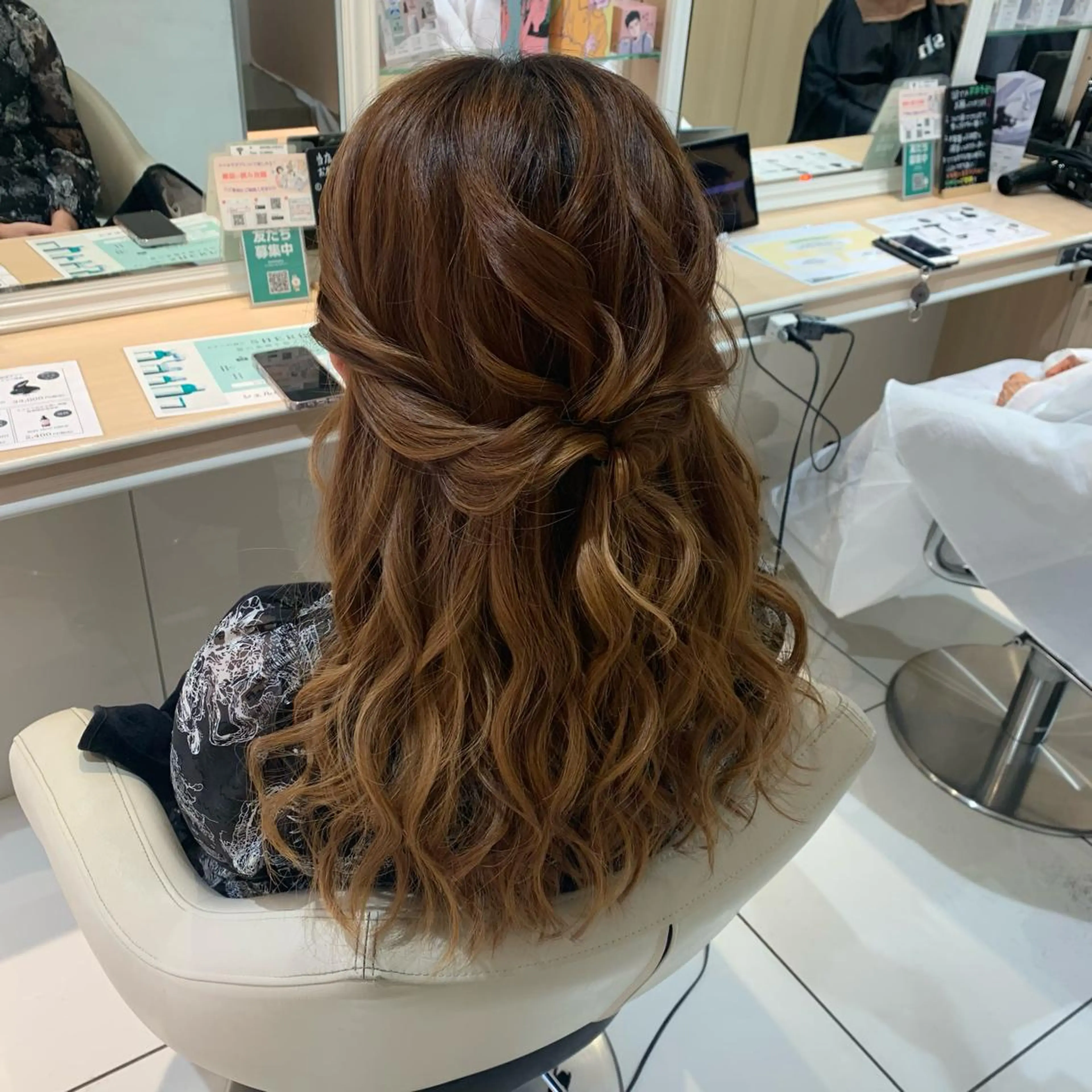 ロング ヘアアレンジ ヘアセット 宮永 璃沙のヘアスタイル