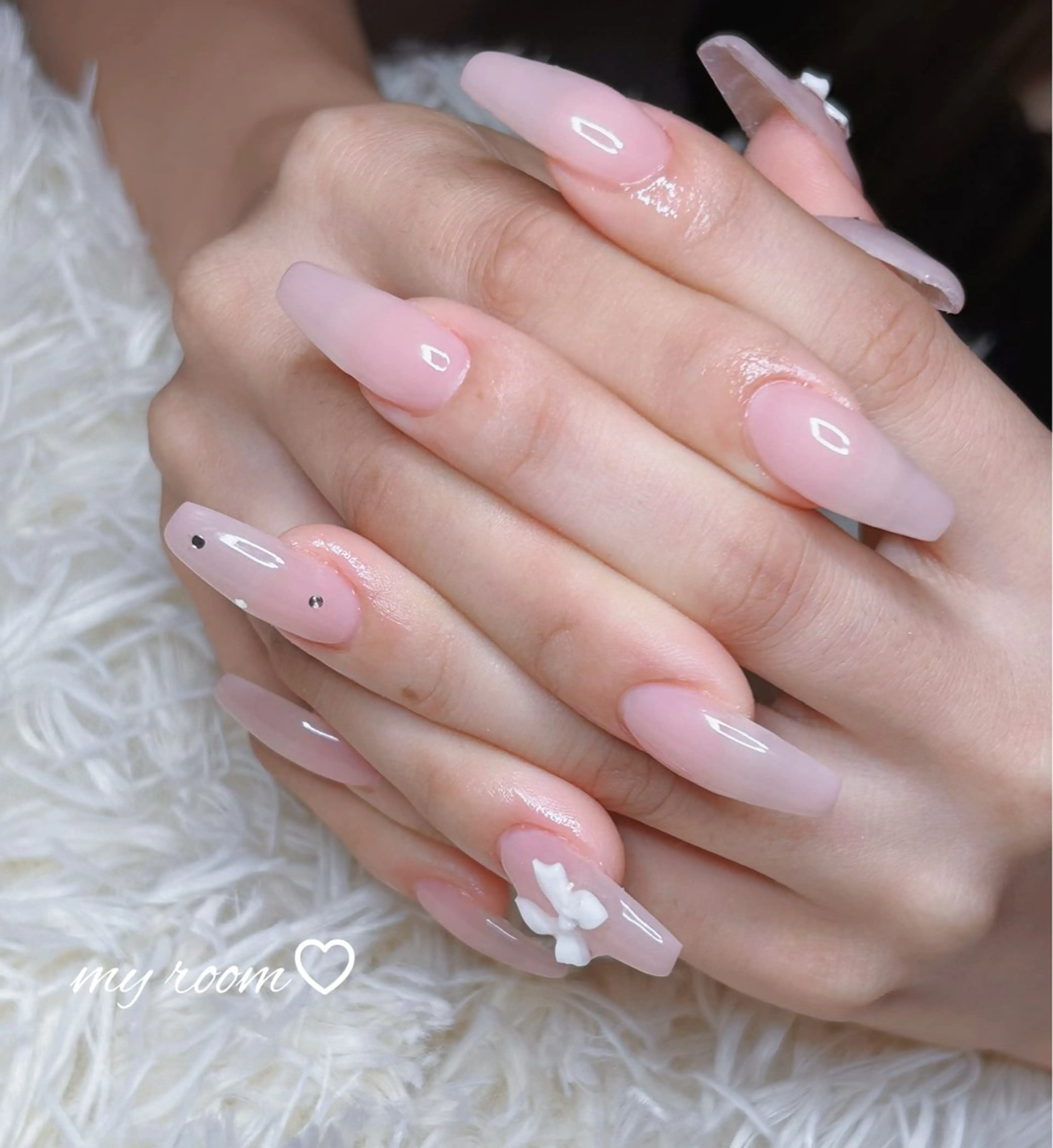 ネイル うるま市サロン Yuko Izawaのネイルデザイン