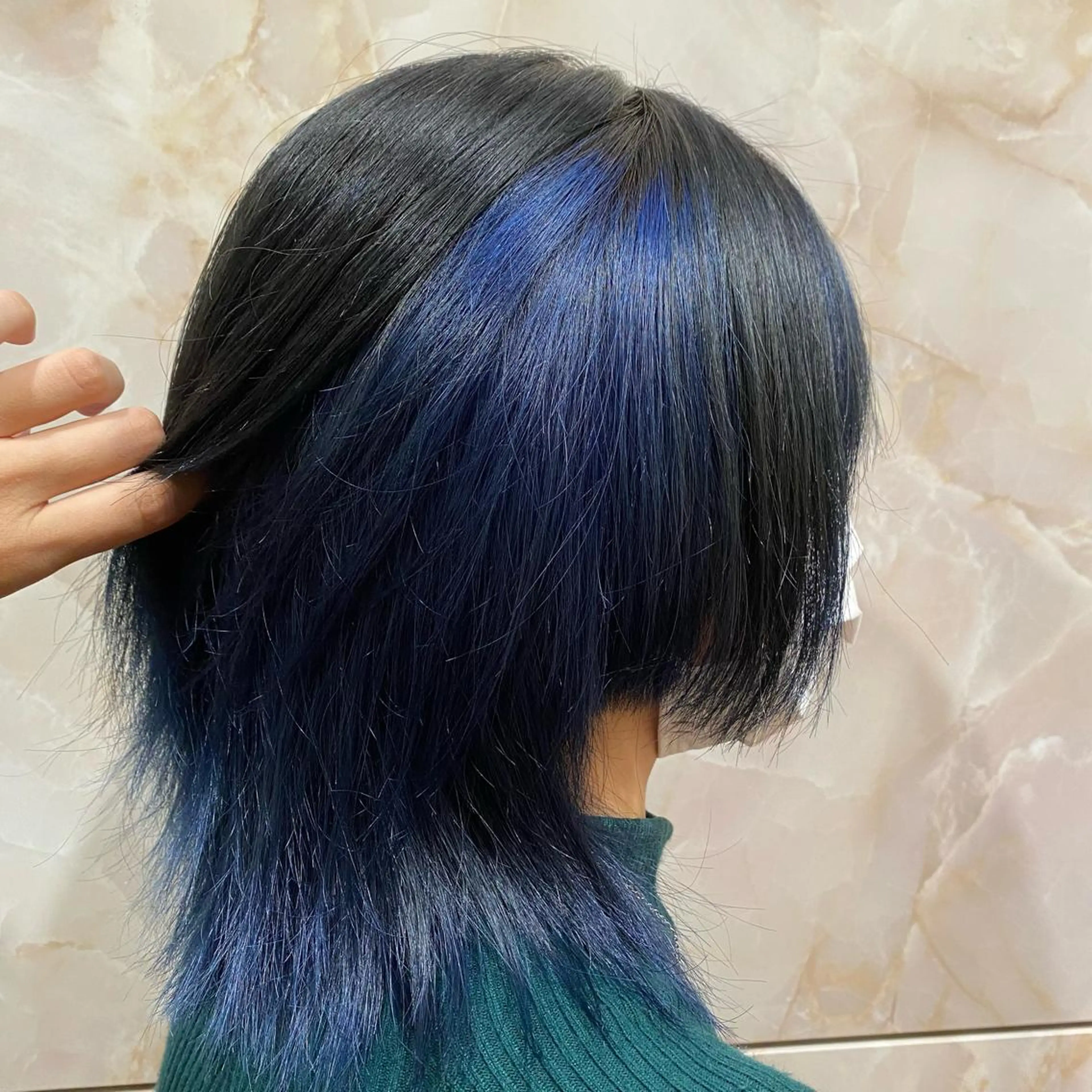 ミディアム カラー 🦋レイヤー職人 猪瀬玲奈🦋のヘアスタイル