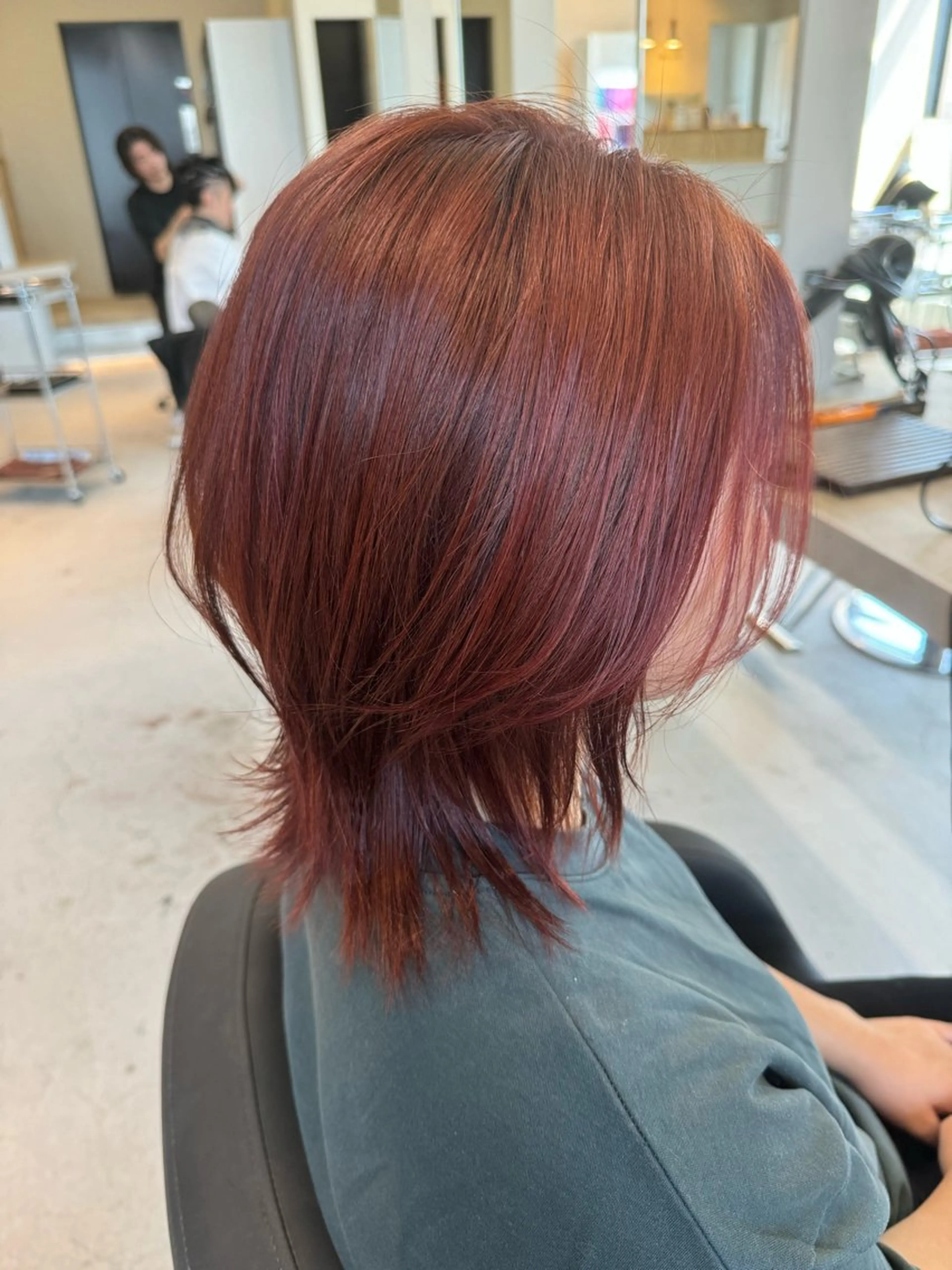 ショート ショートヘア ウルフカット AKI 🐉のヘアスタイル
