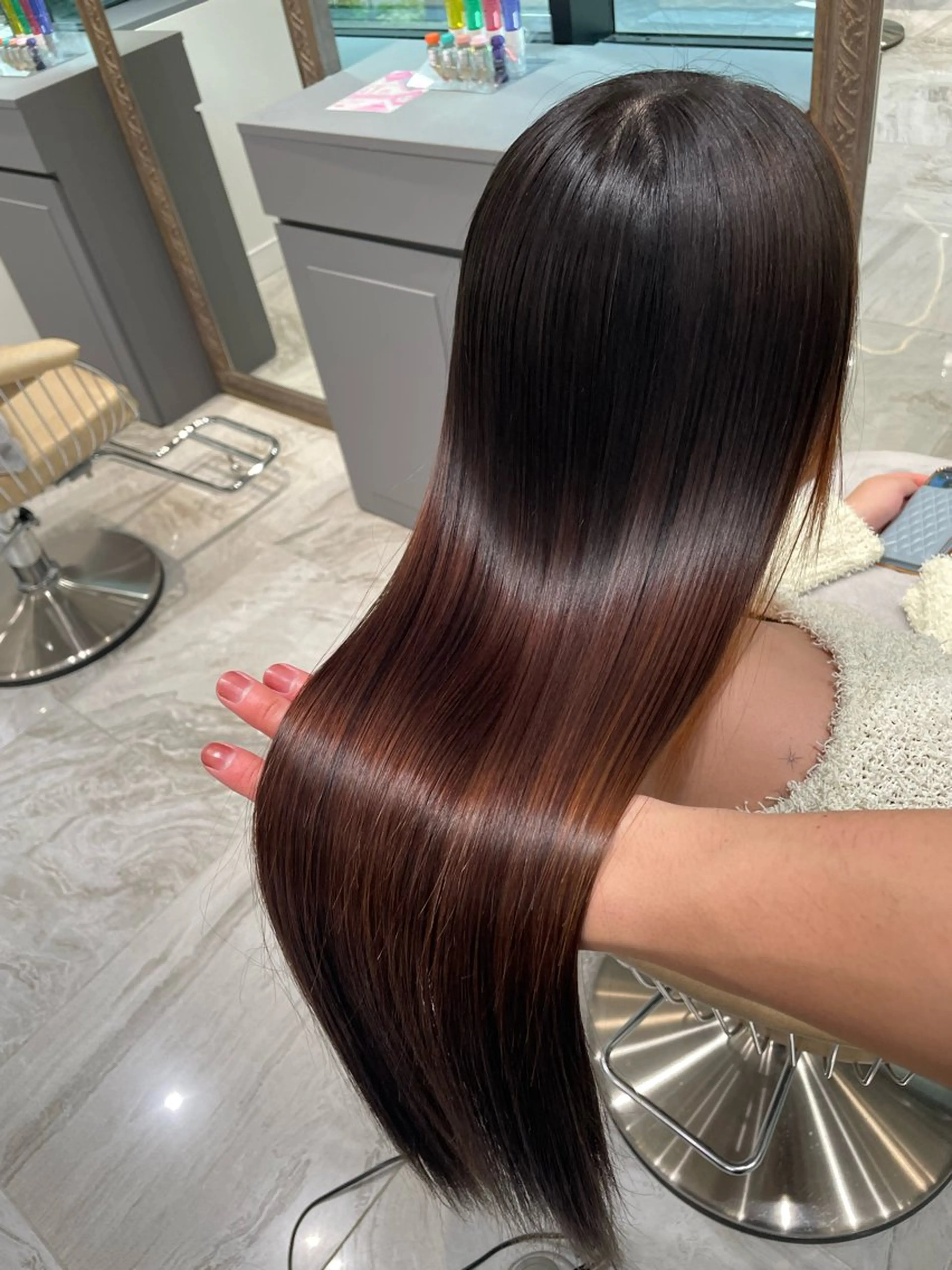 ロング 縮毛矯正 あさひ/透明感 ／ハイトーンのヘアスタイル