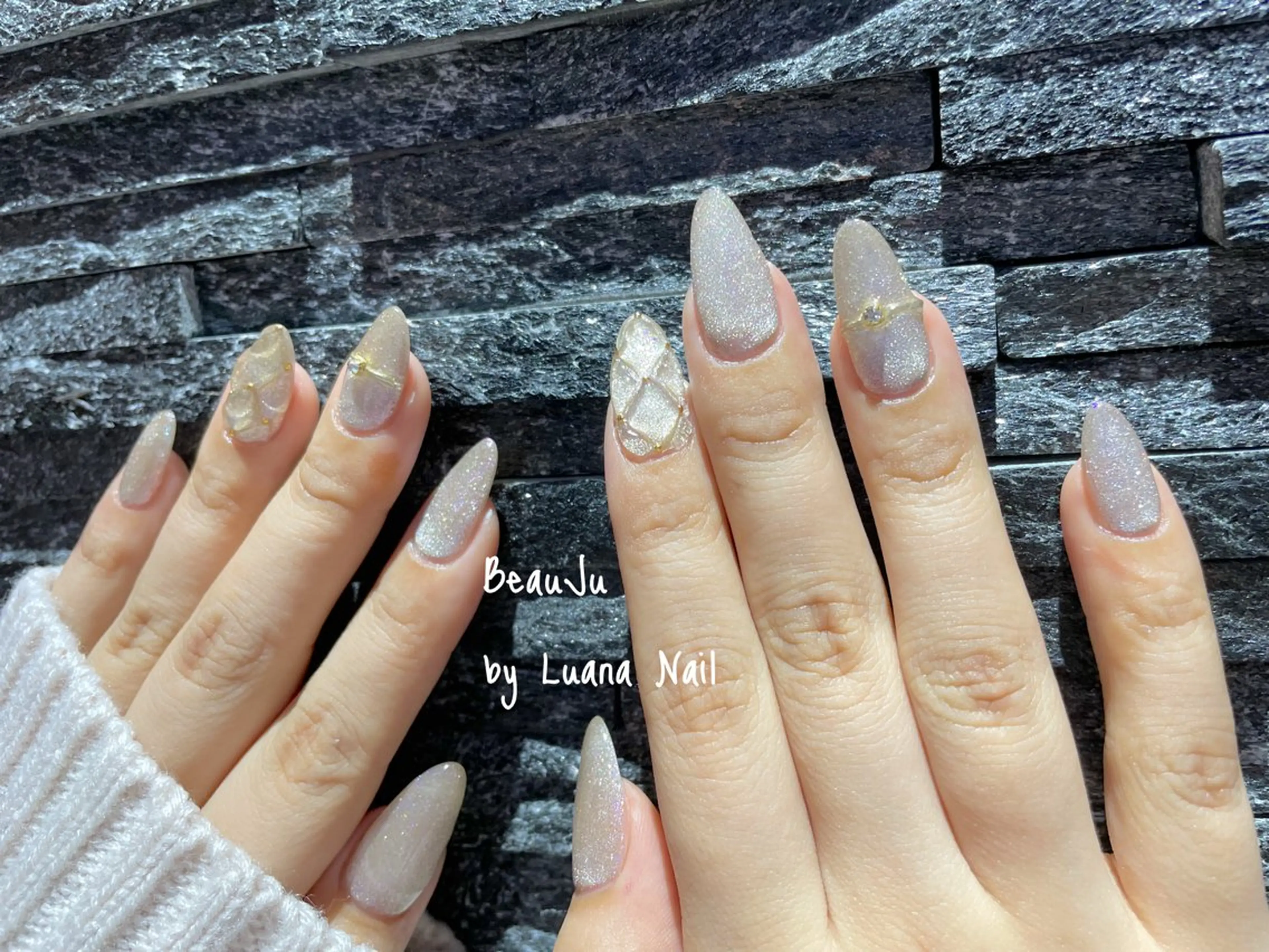 ネイル マグネットネイル ミラーネイル ハンドネイル BeauJu by Luana Nailのネイルデザイン