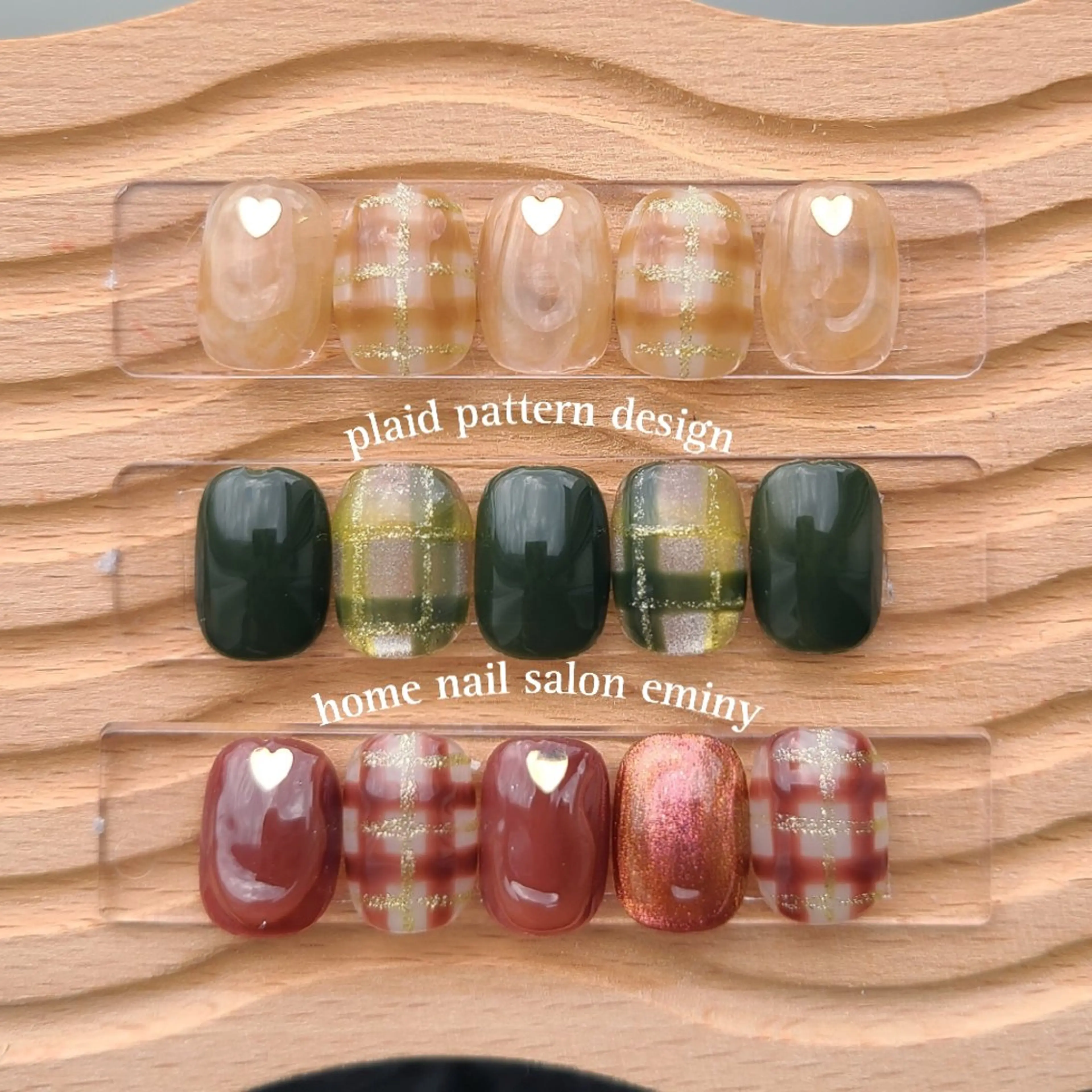 ネイル 氷ネイル・うるうるネイル マグネットネイル nail salon  eminyのネイルデザイン