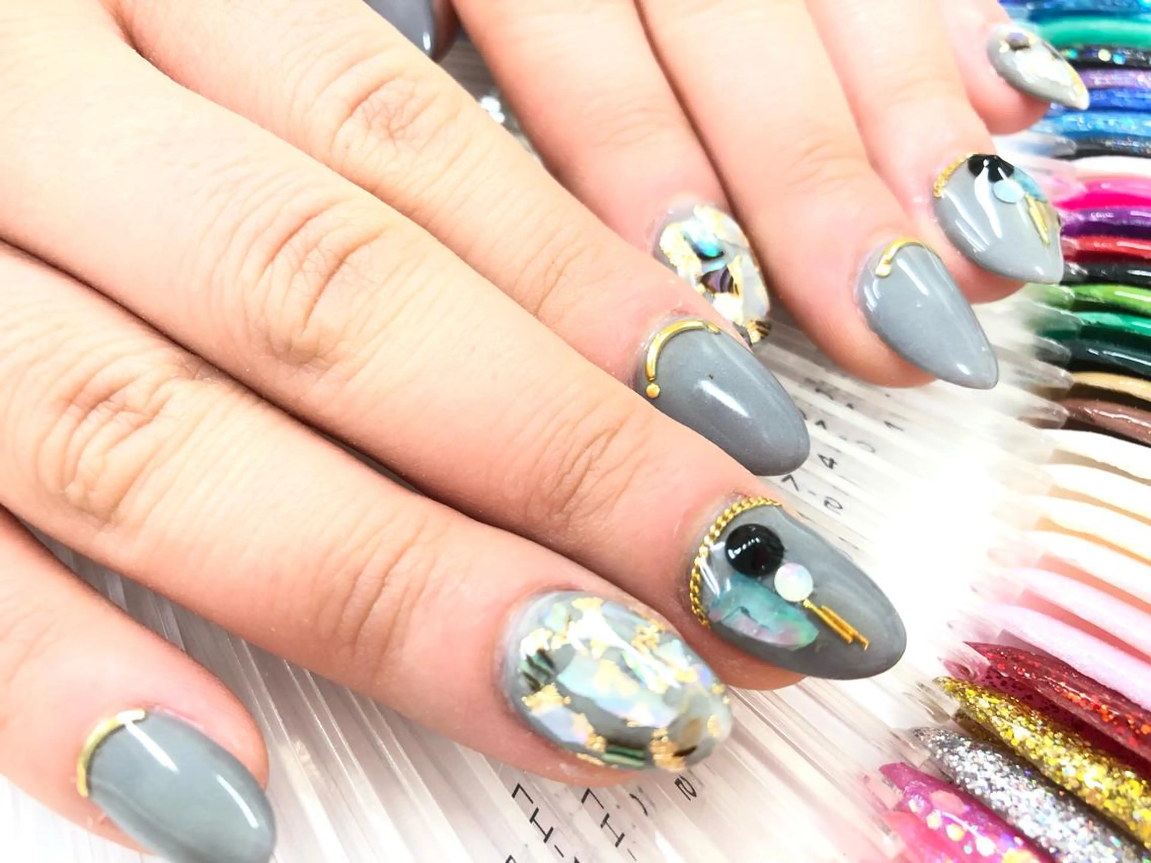 ネイル ユリシスネイル 担当近藤のネイルデザイン