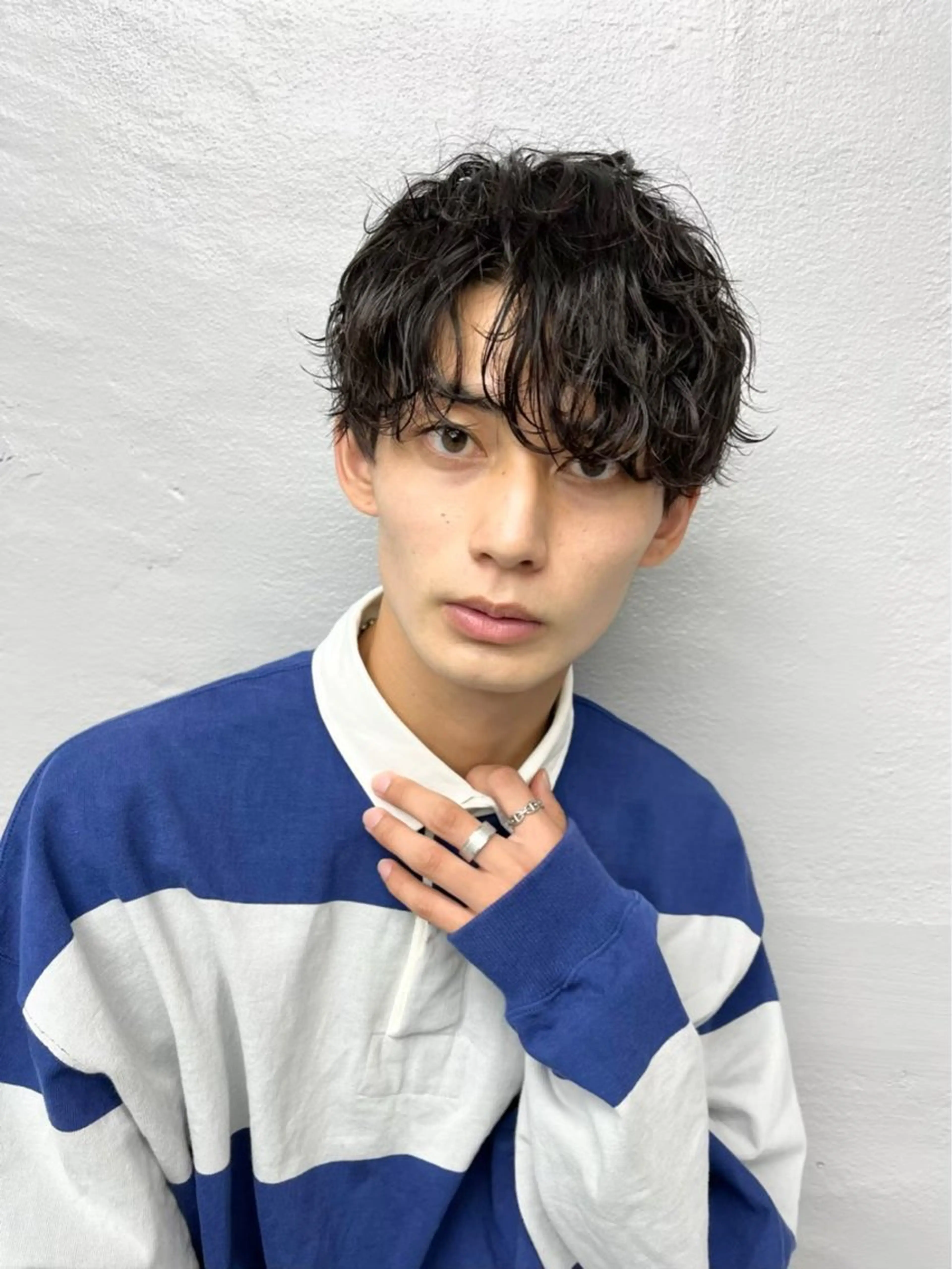 ショート カット フェザー/シャドウ/ 酸性ストレートのヘアスタイル