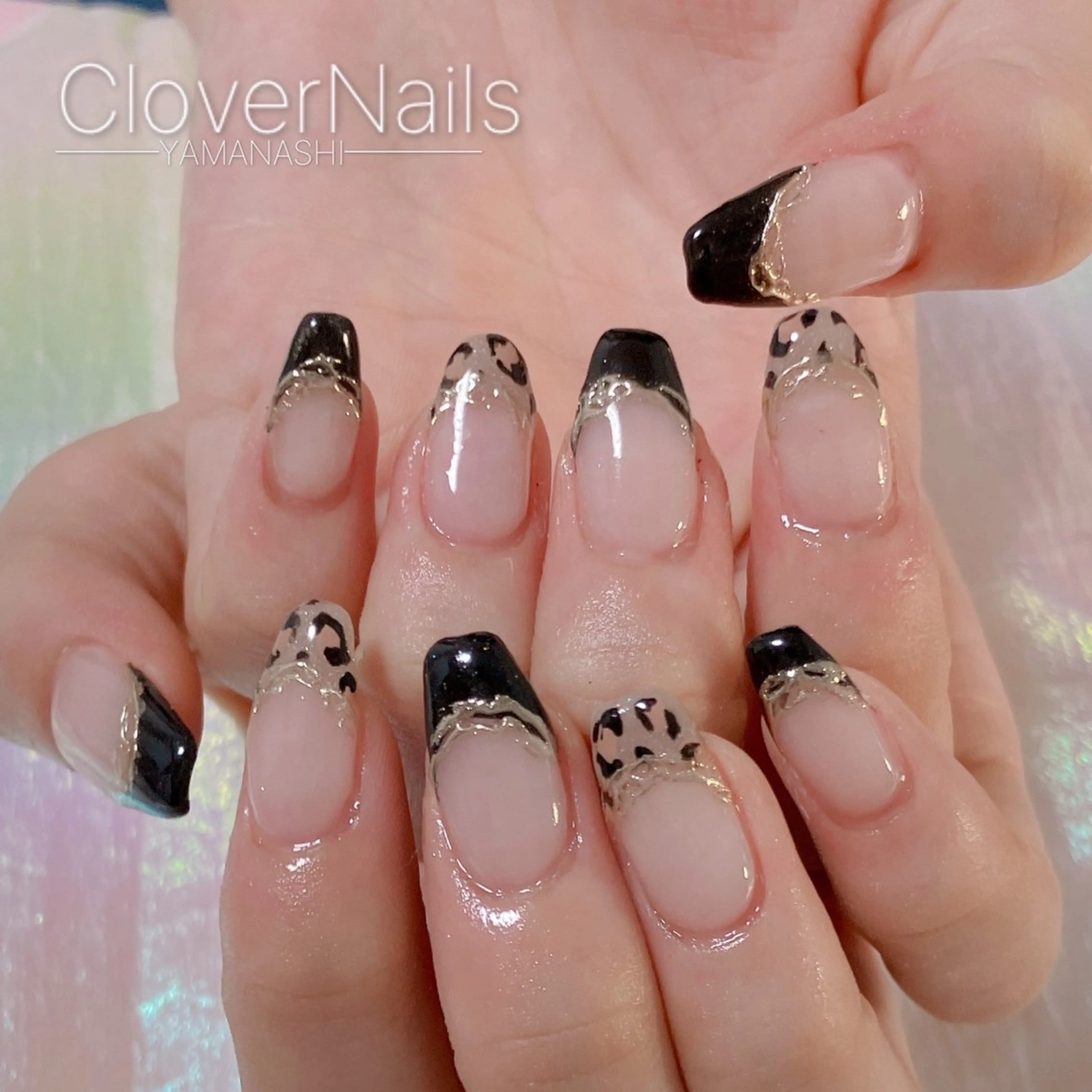 ネイル アニマル柄 フレンチネイル シンプルネイル ハンドネイル 自宅ネイルサロン クロバーネイルのネイルデザイン