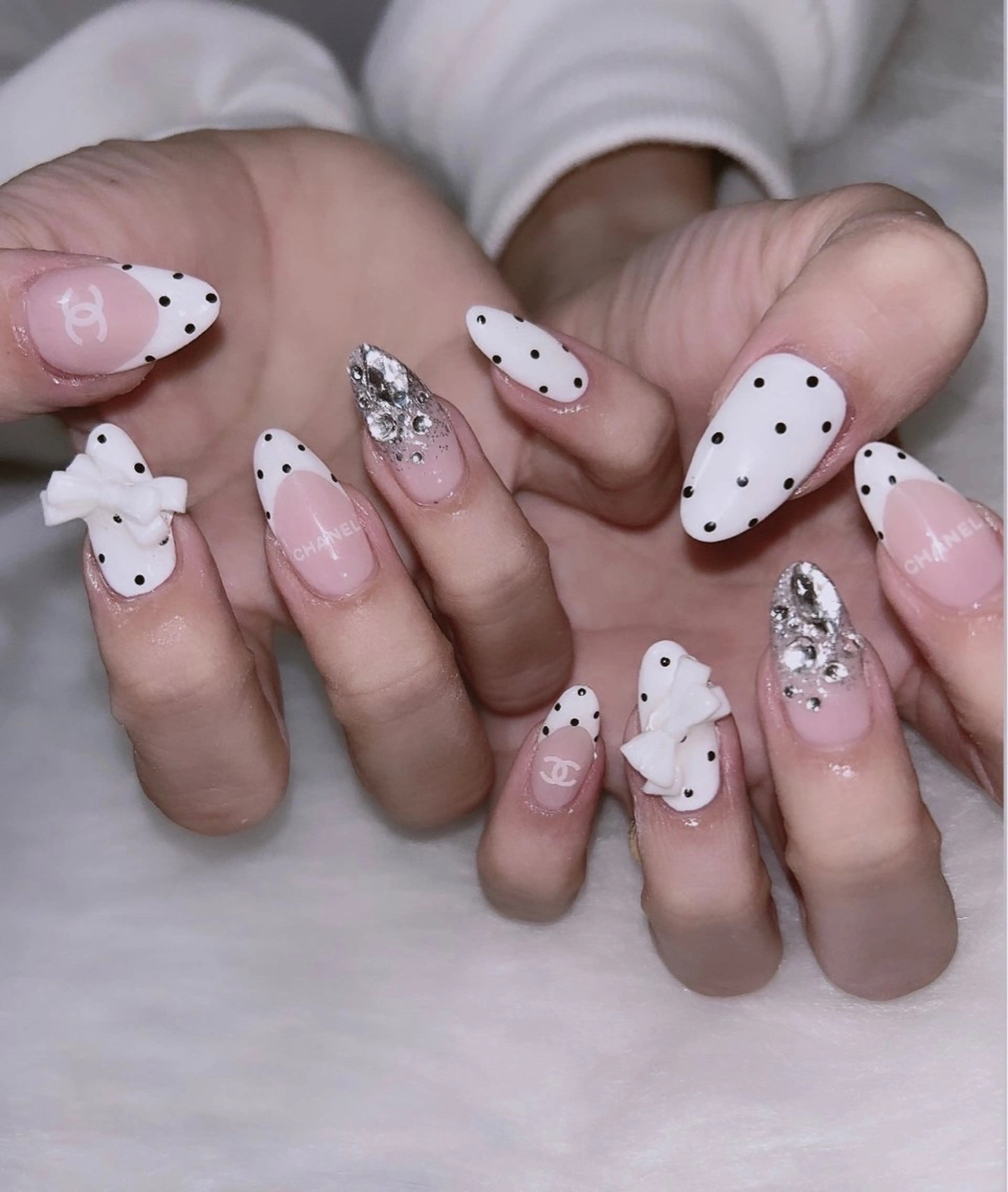 ネイル 高草木 桃香のネイルデザイン