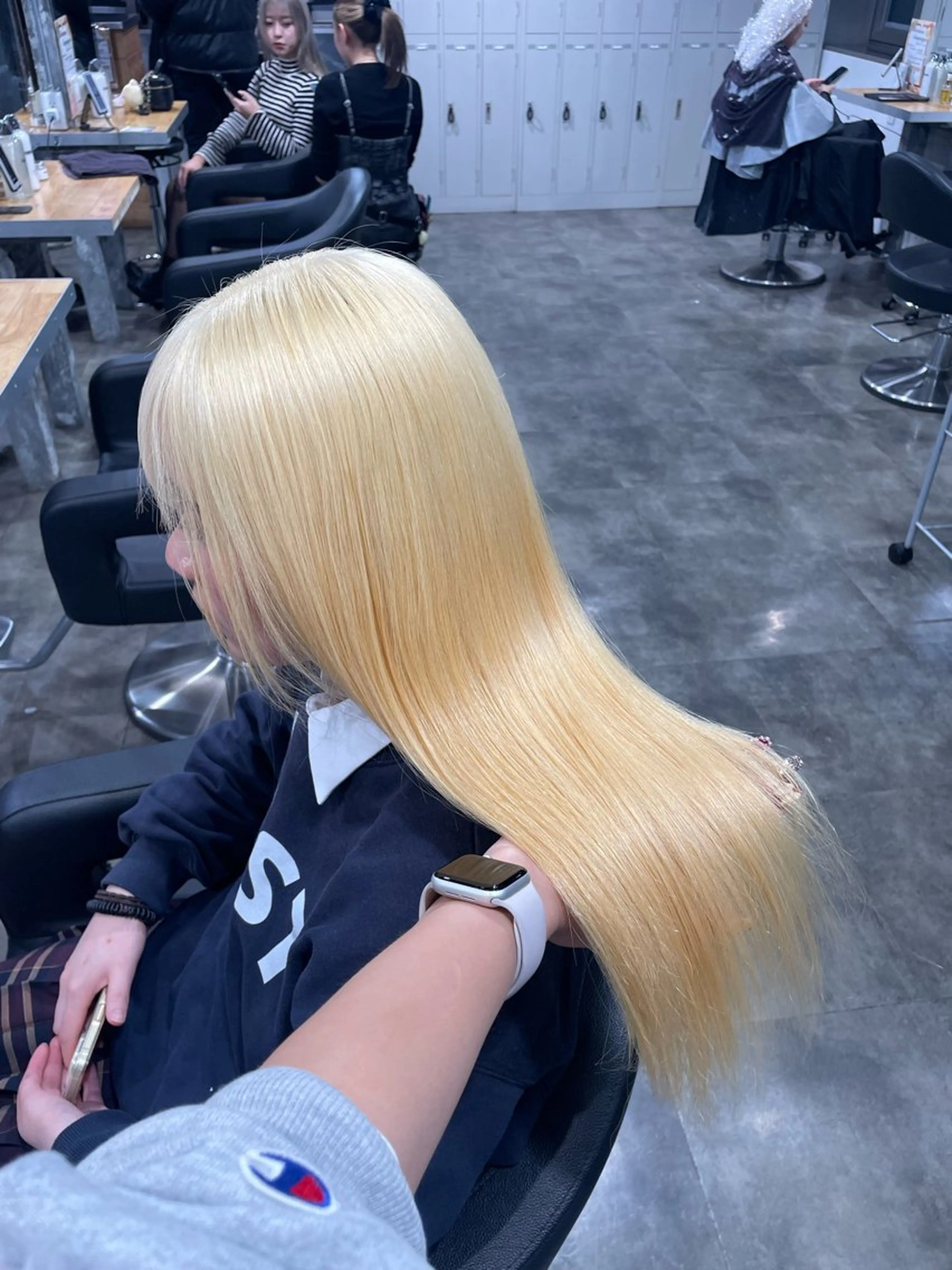 ロング カラー ヘアカラー トリートメント ハイトーン 横浜💞ミオのヘアスタイル