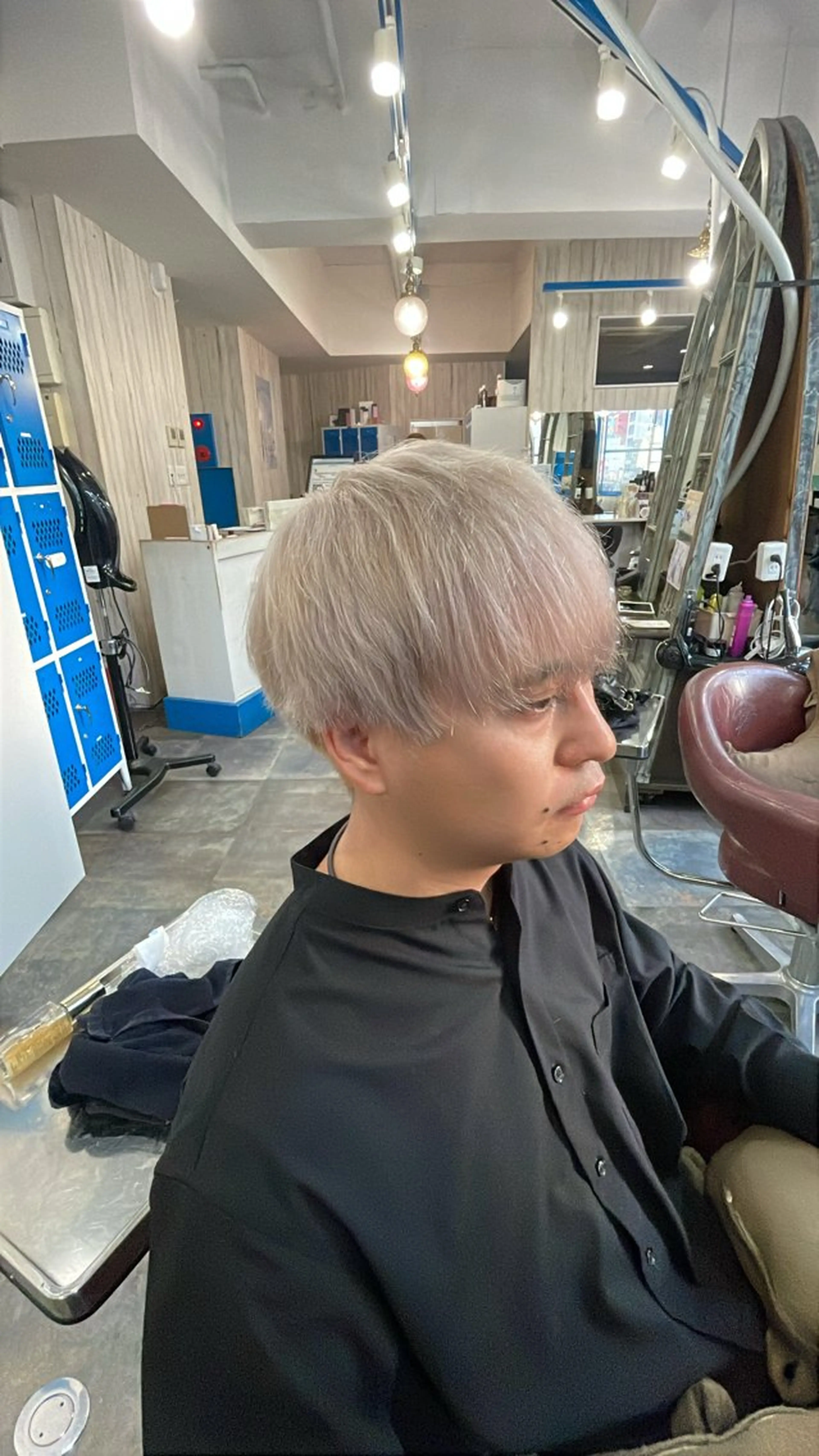 ショート カット ヘアカラー 韓国風くびれヘア/ 小顔レイヤー🧿小林のヘアスタイル