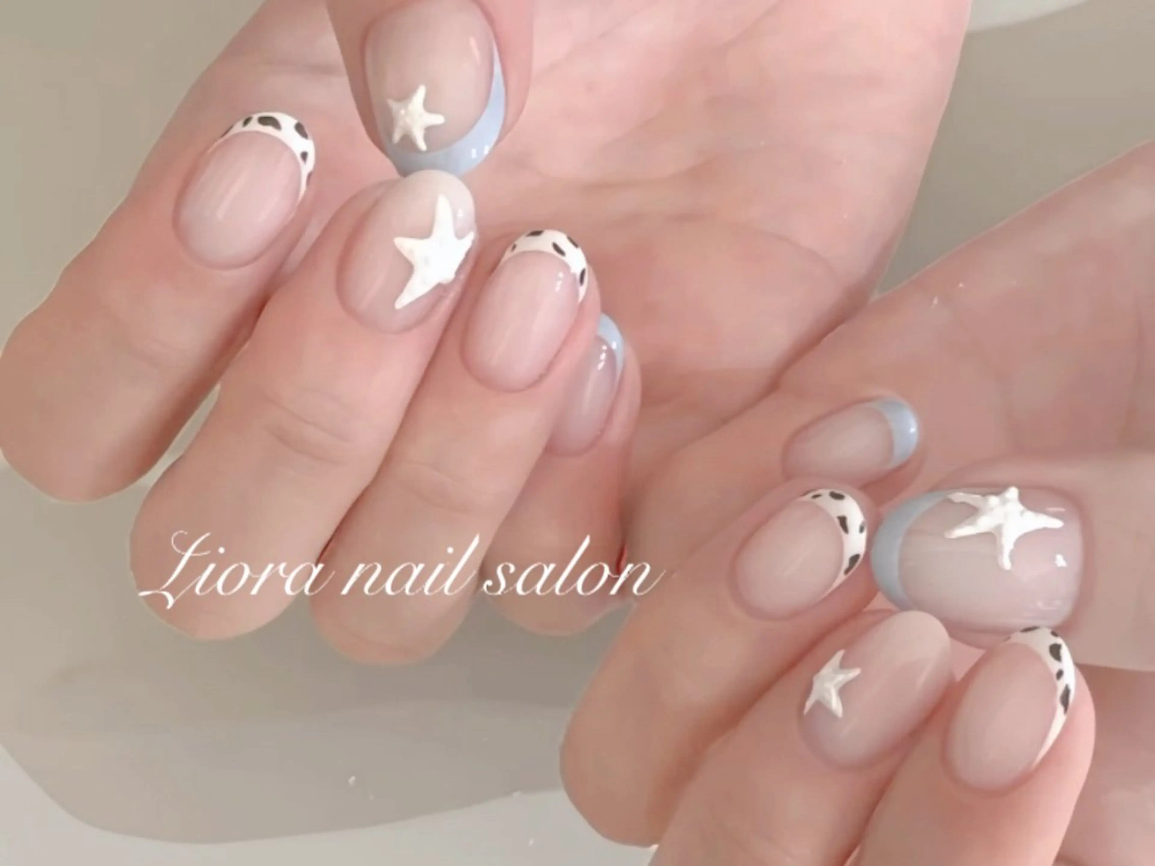 ネイル フレンチネイル ジェルネイル ガーリー グラデーション キラキラネイル ハンドネイル Liora nail スカルプ専門店のネイルデザイン