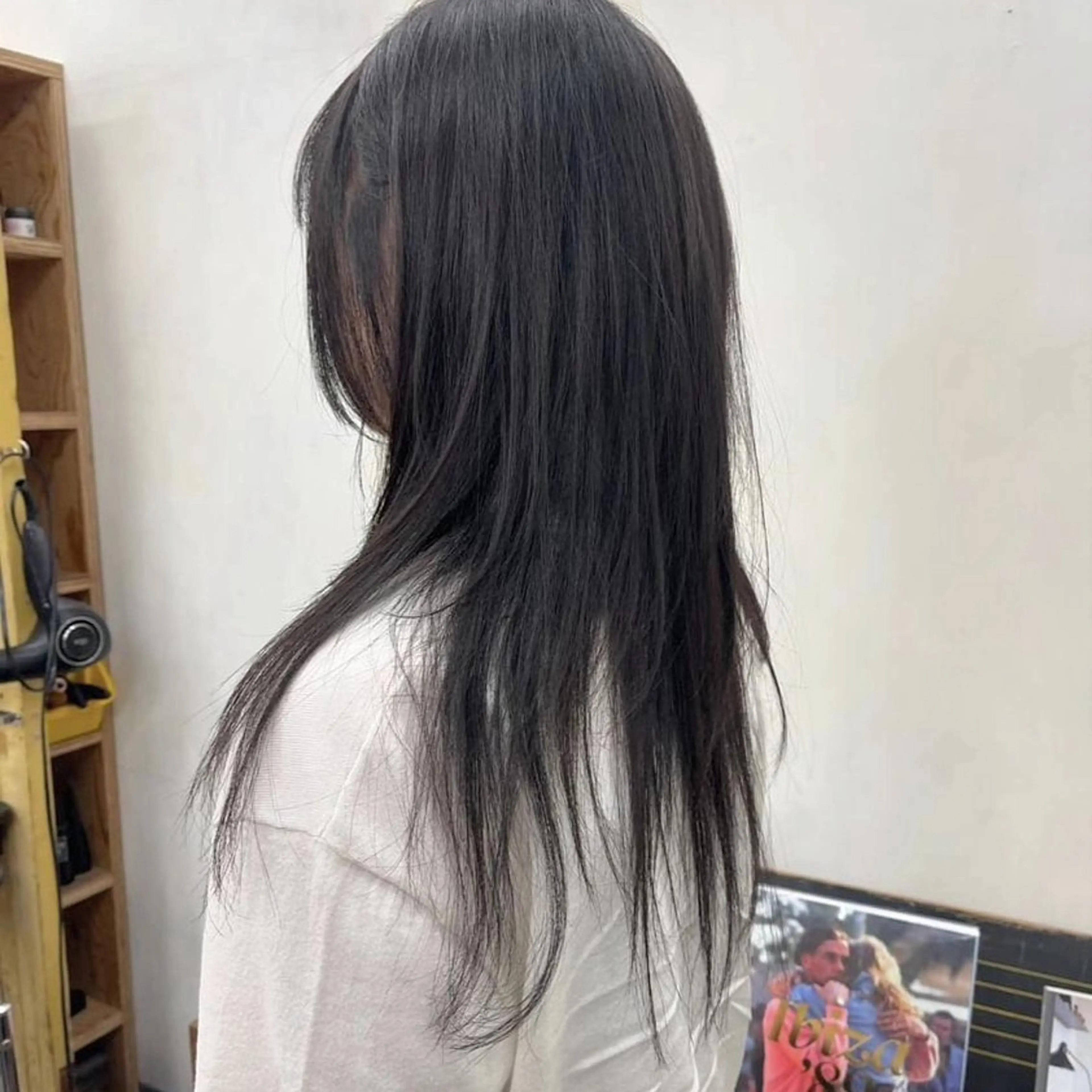 セミロング 韓国レイヤー　 suzuのヘアスタイル