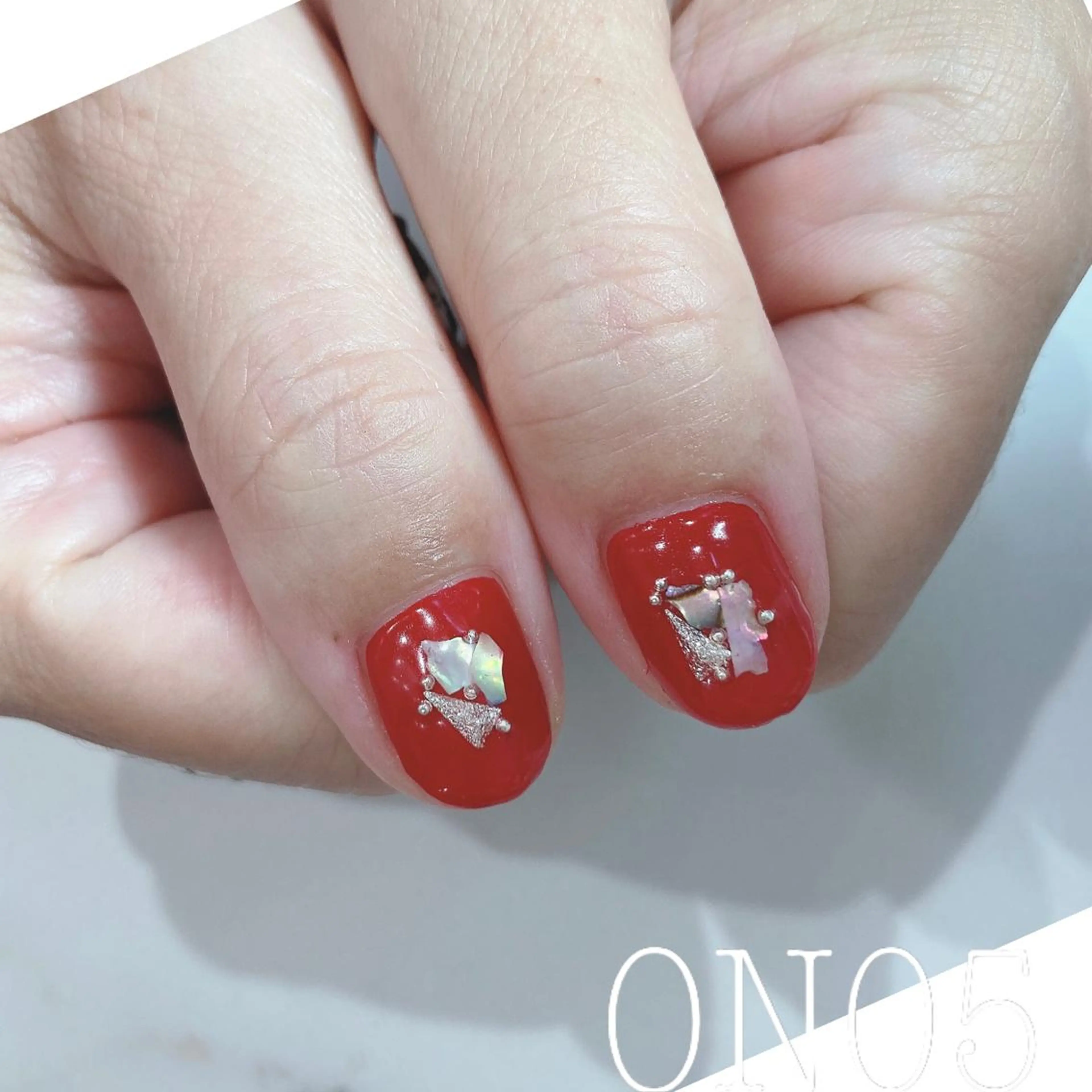 ネイル 園 寛子 （ネイリスト）のネイルデザイン