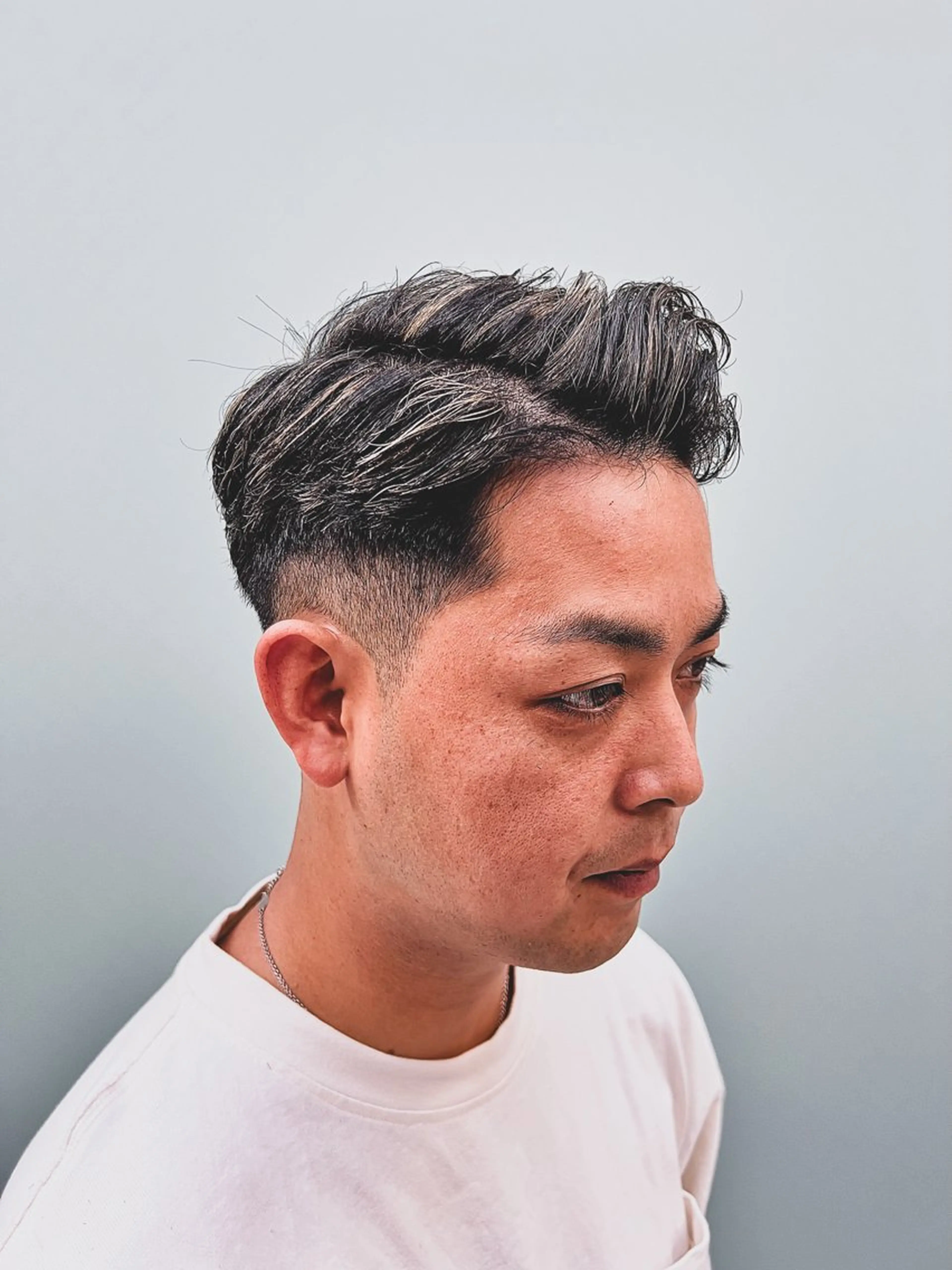 ショート カラー パーマ メンズ 豊崎 佑輔のヘアスタイル