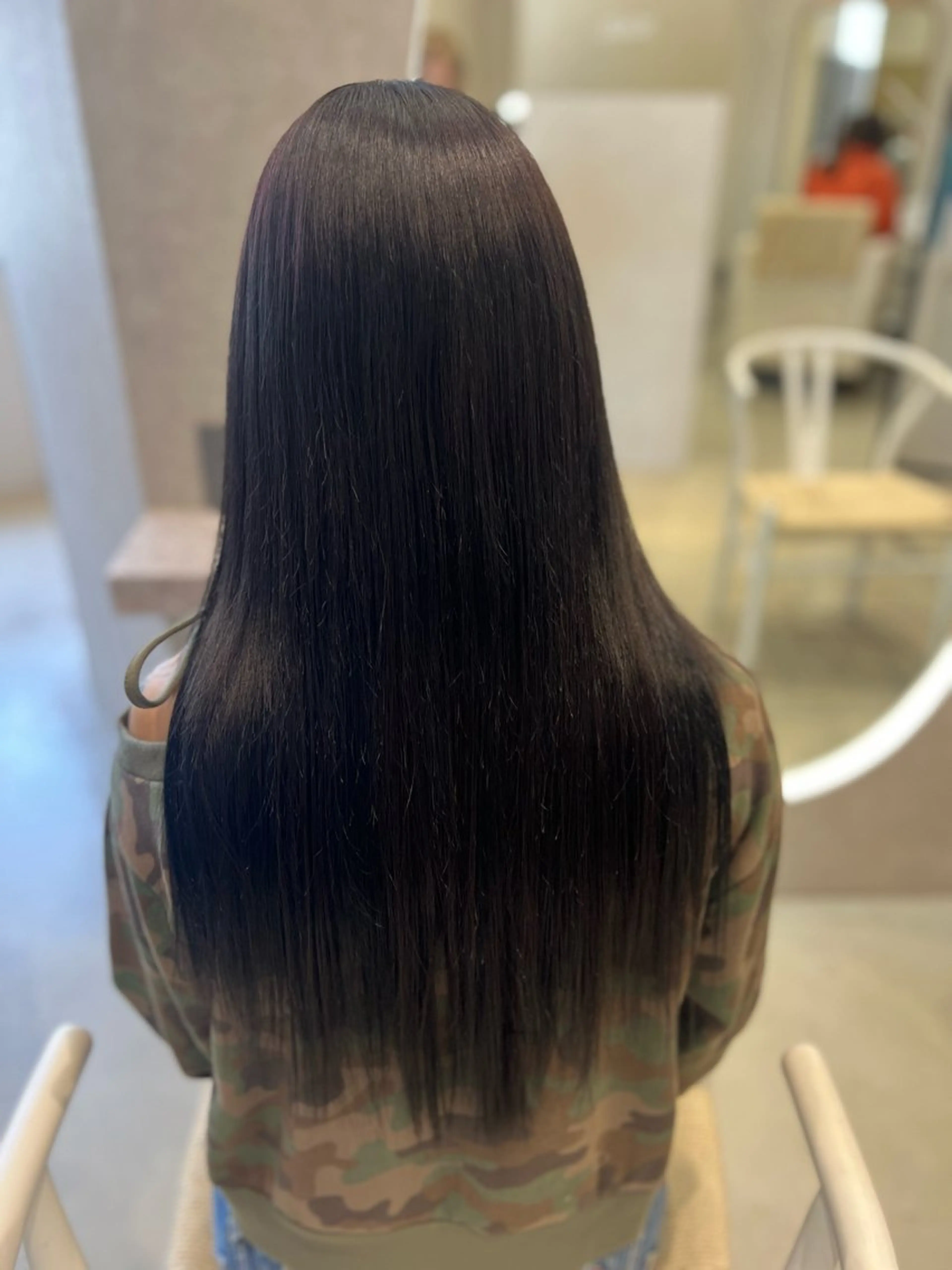 ロング エクステ カット ヘアカラー トリートメント エクステ 小池 夏美のヘアスタイル