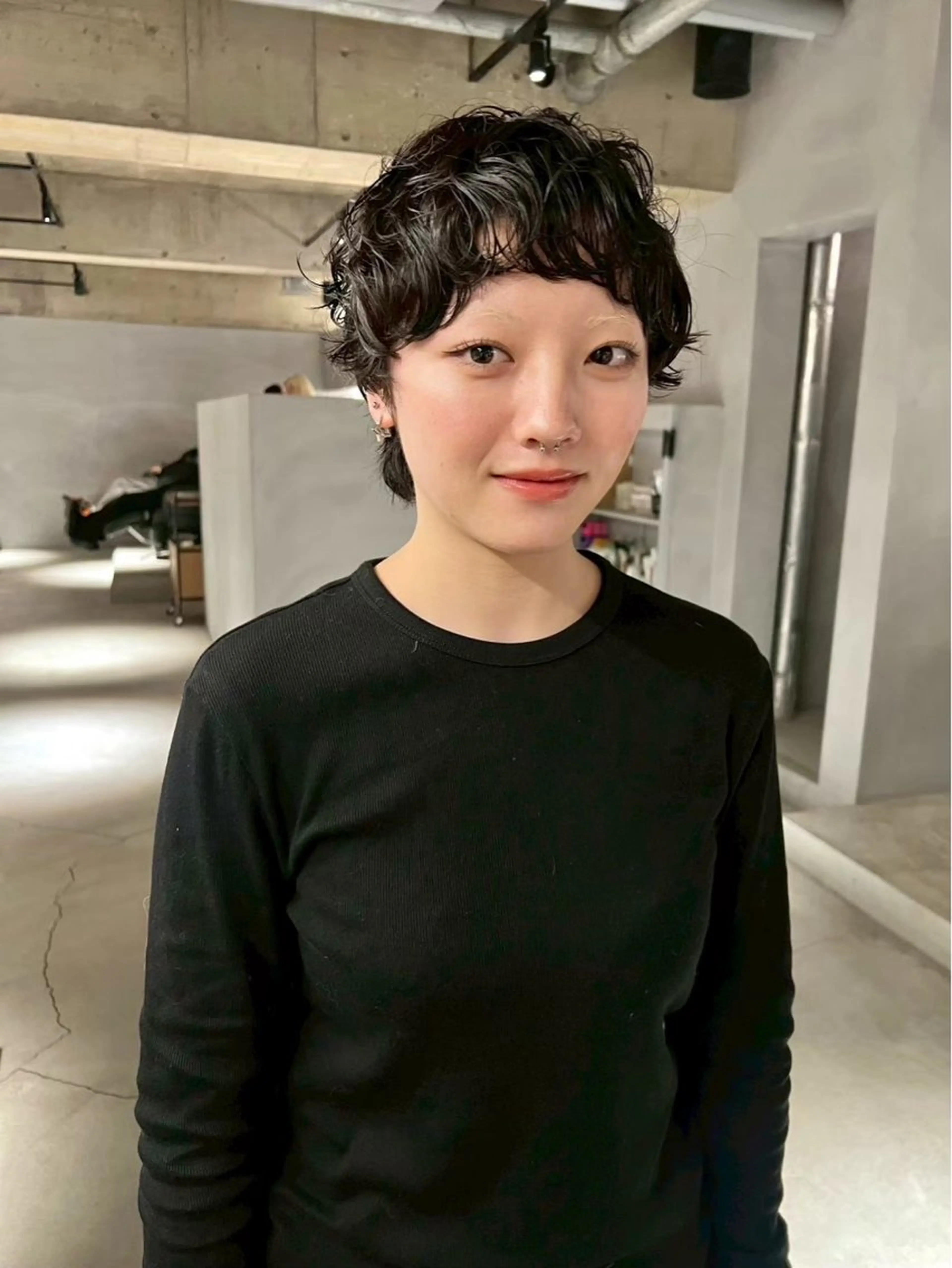 ショート パーマ 中村 衣里のヘアスタイル
