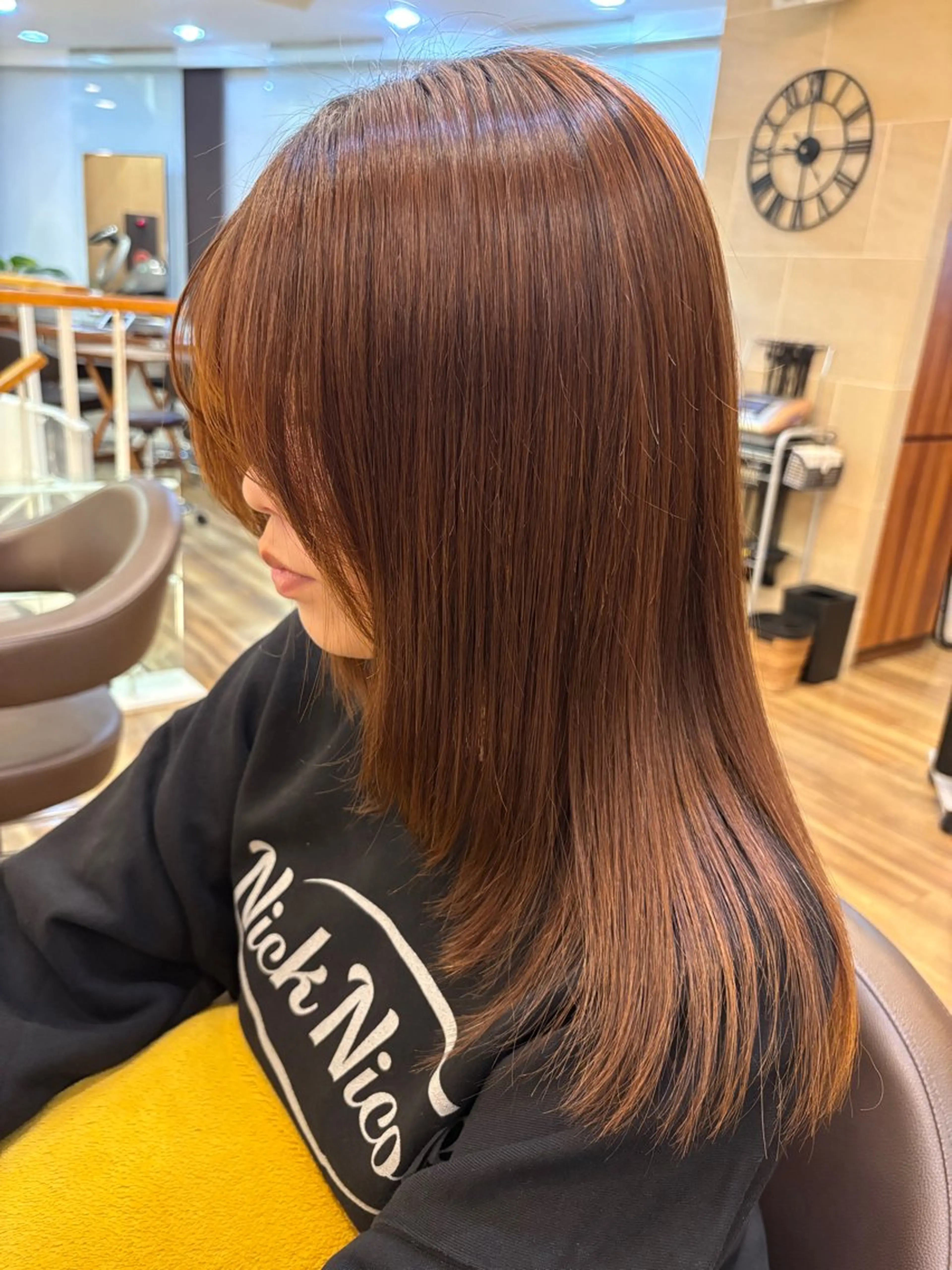 ロング 縮毛矯正 HONOKA ブリーチ/艶カラーのヘアスタイル