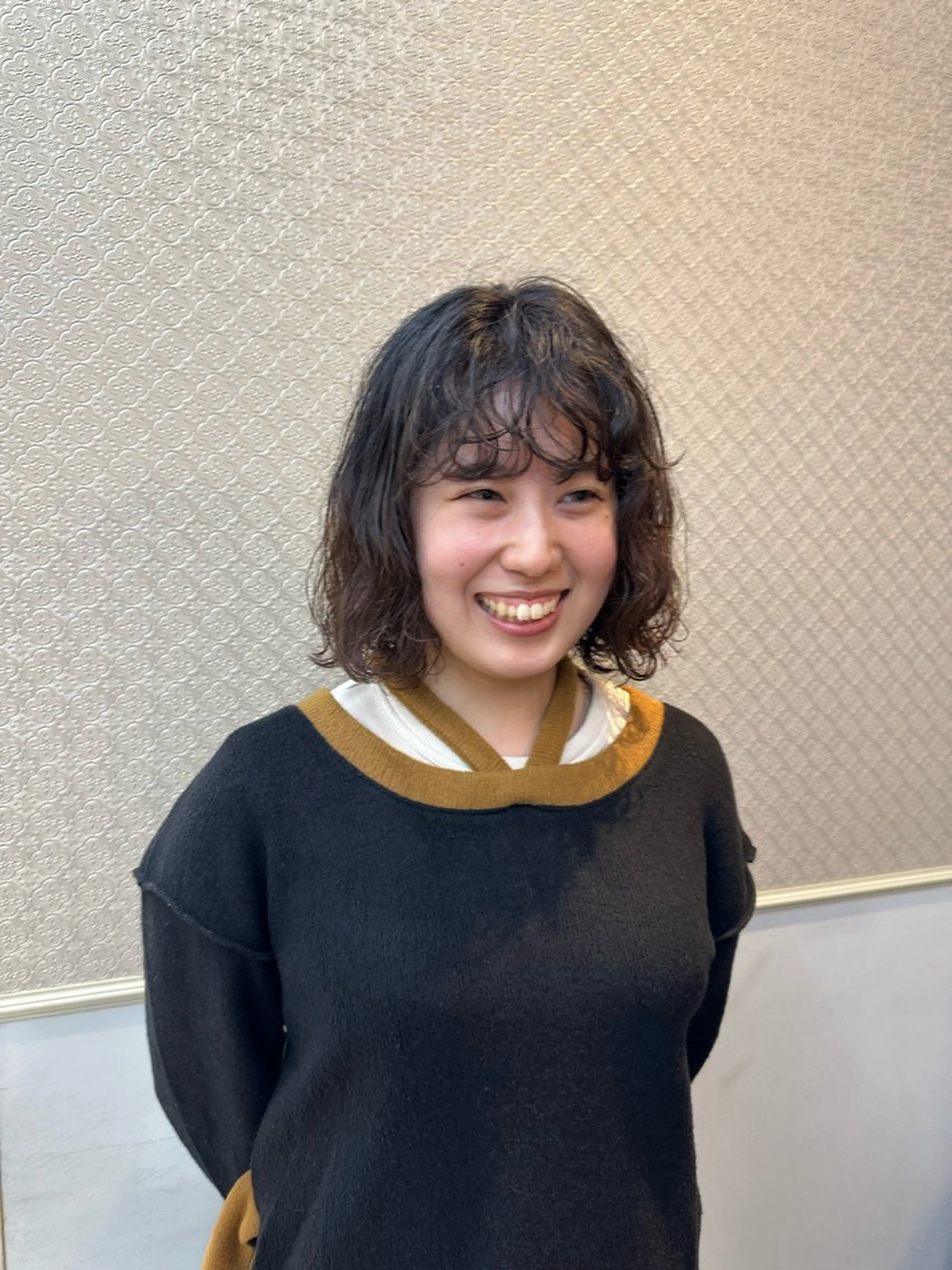 ショート パーマ さとう あやかのヘアスタイル