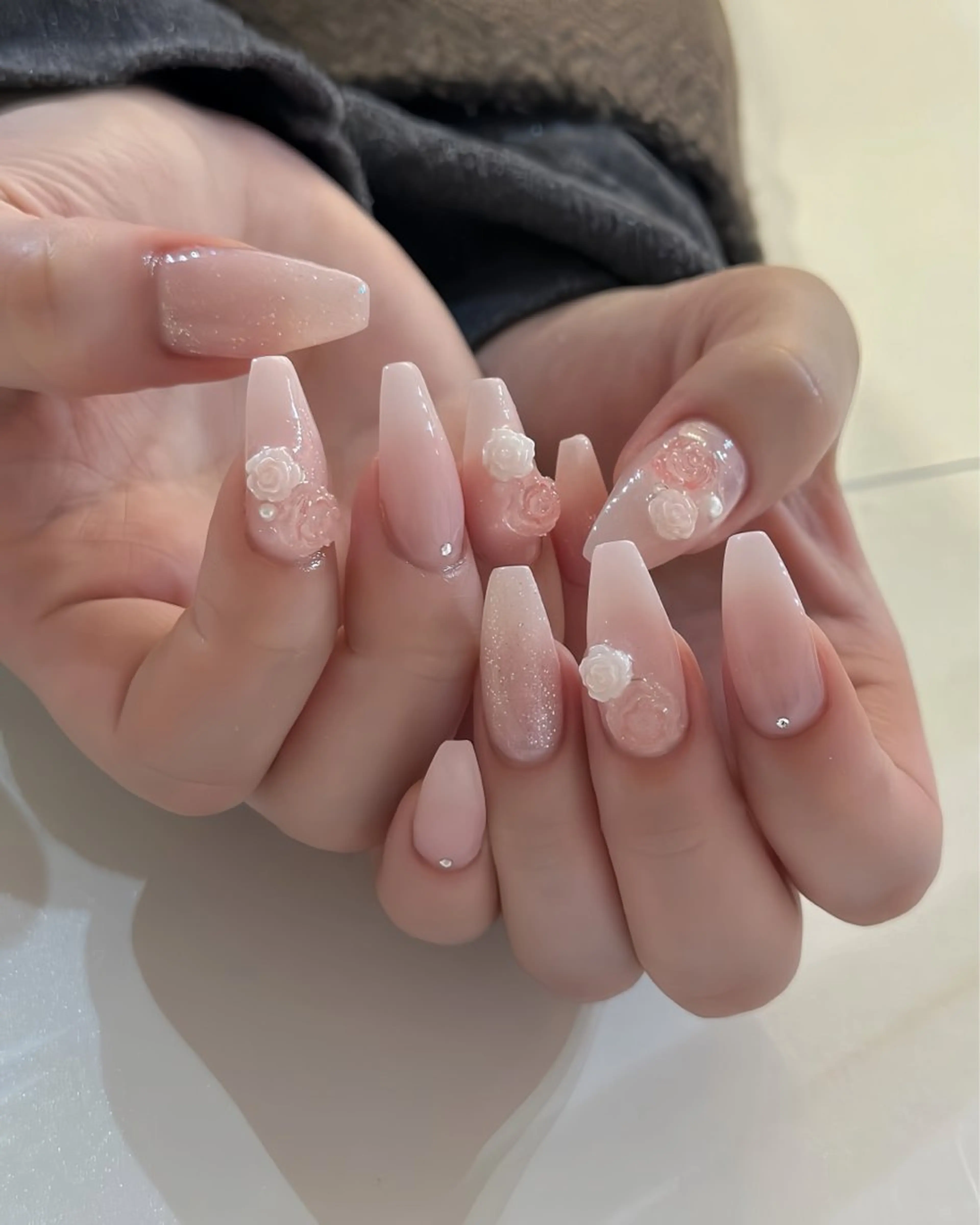 ネイル アートネイル 長さ出し ガーリー 韓国ネイル 持ち込み Rin Nail 新大久保店のネイルデザイン