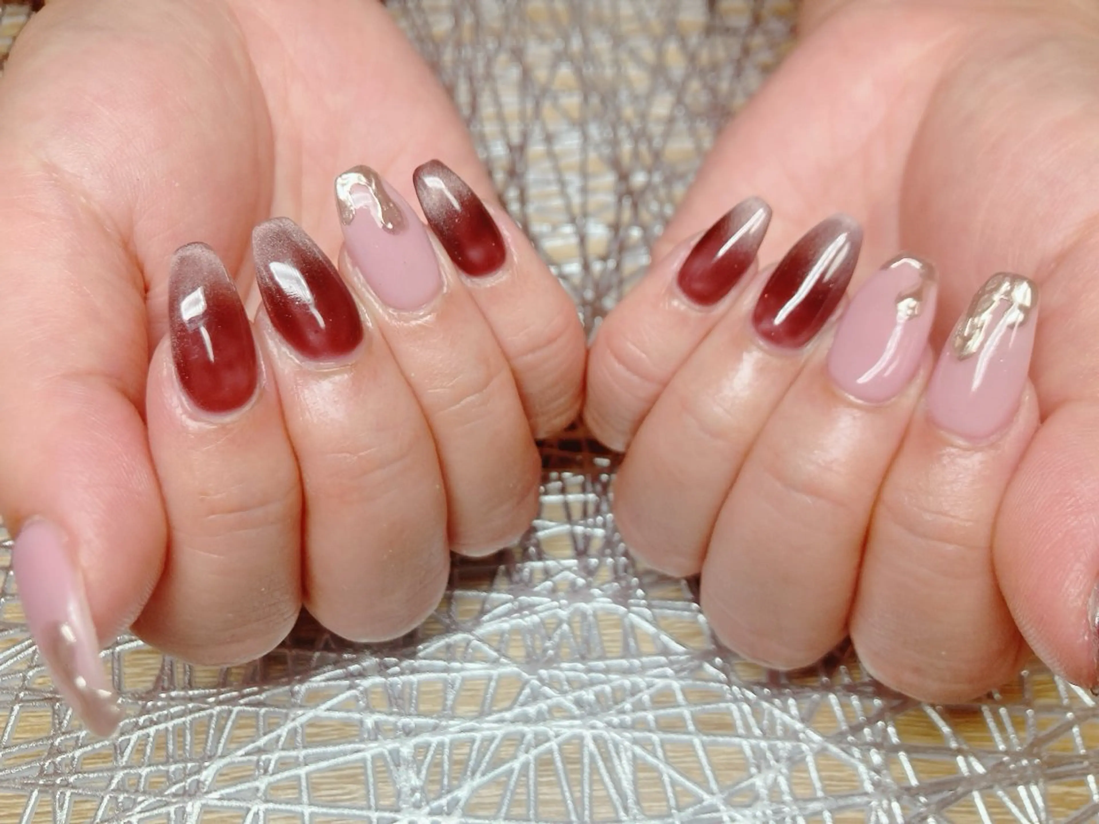 ネイル ECLAT エクラ所属・寺山 千鶴のネイルデザイン