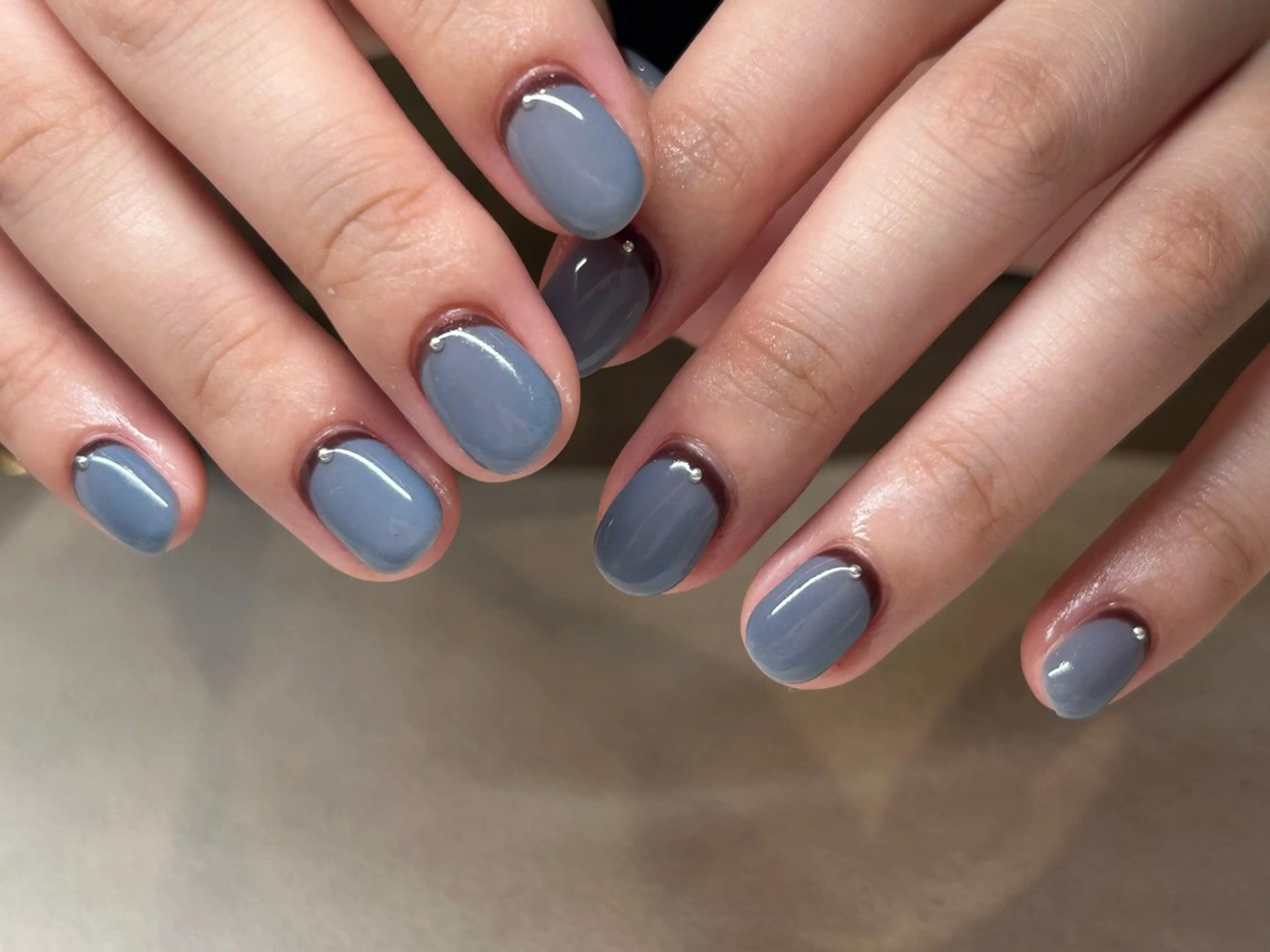 ネイル フレンチネイル 逆フレンチ ハンドネイル 🫧なちゅ盛れ/ ちゅるん/EVA🫧のネイルデザイン