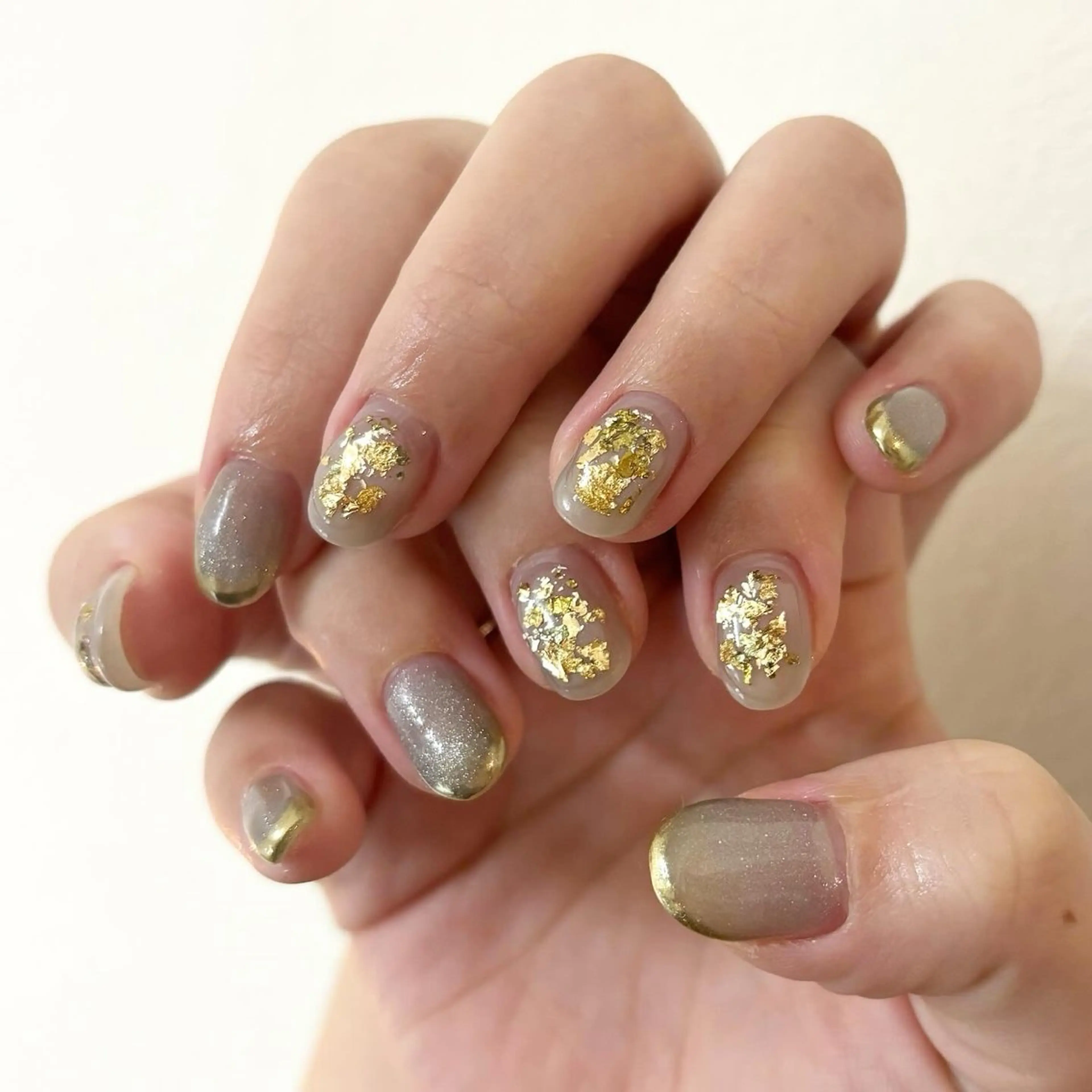 ネイル 氷ネイル・うるうるネイル キラキラネイル 冬ネイル クリスマス ハンドネイル Elio所属・Elio 国泰寺のネイルデザイン