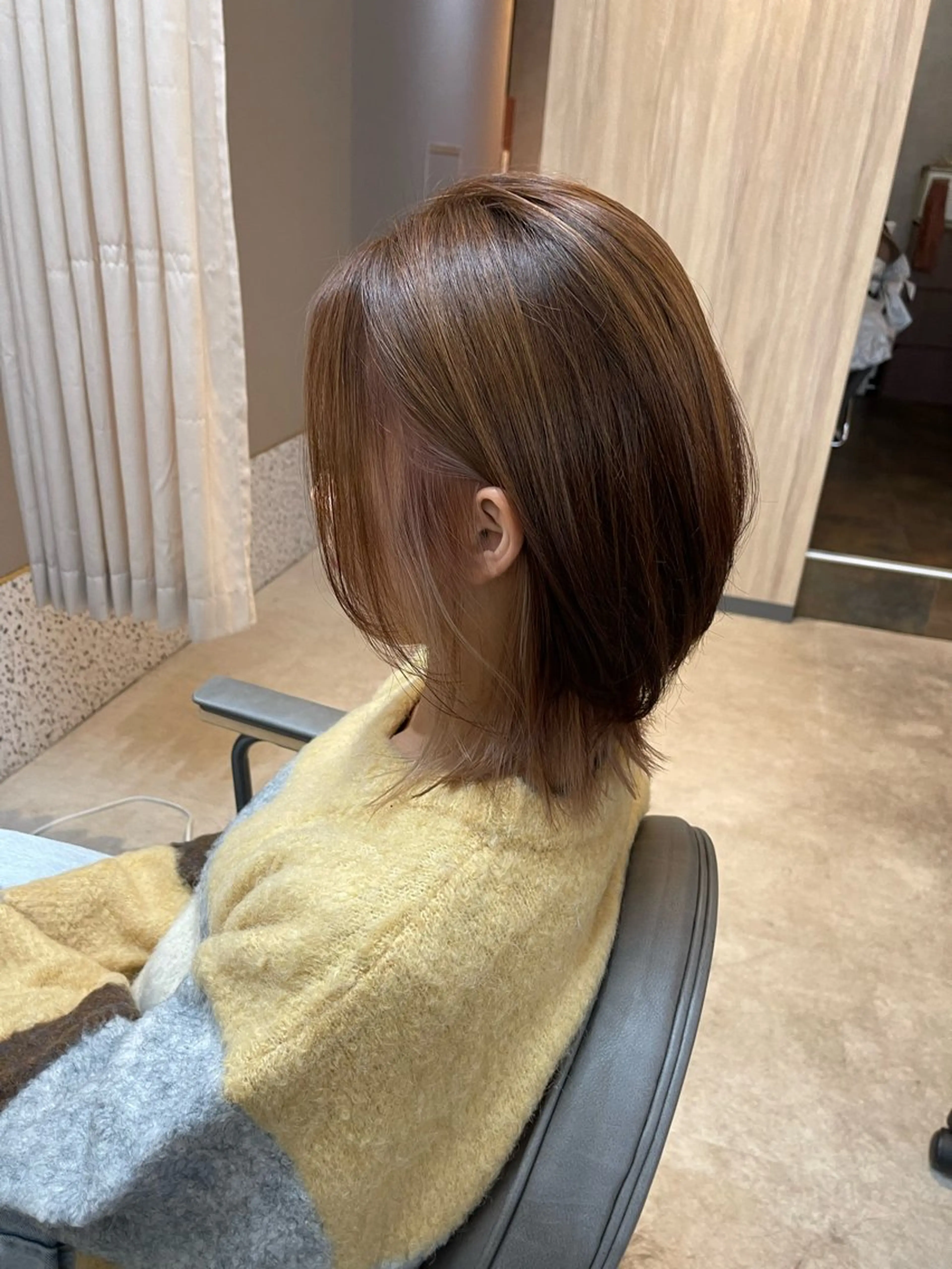 ミディアム ヘアカラー ✨透明感カラー✨ 🌈艶カラー🌈のヘアスタイル