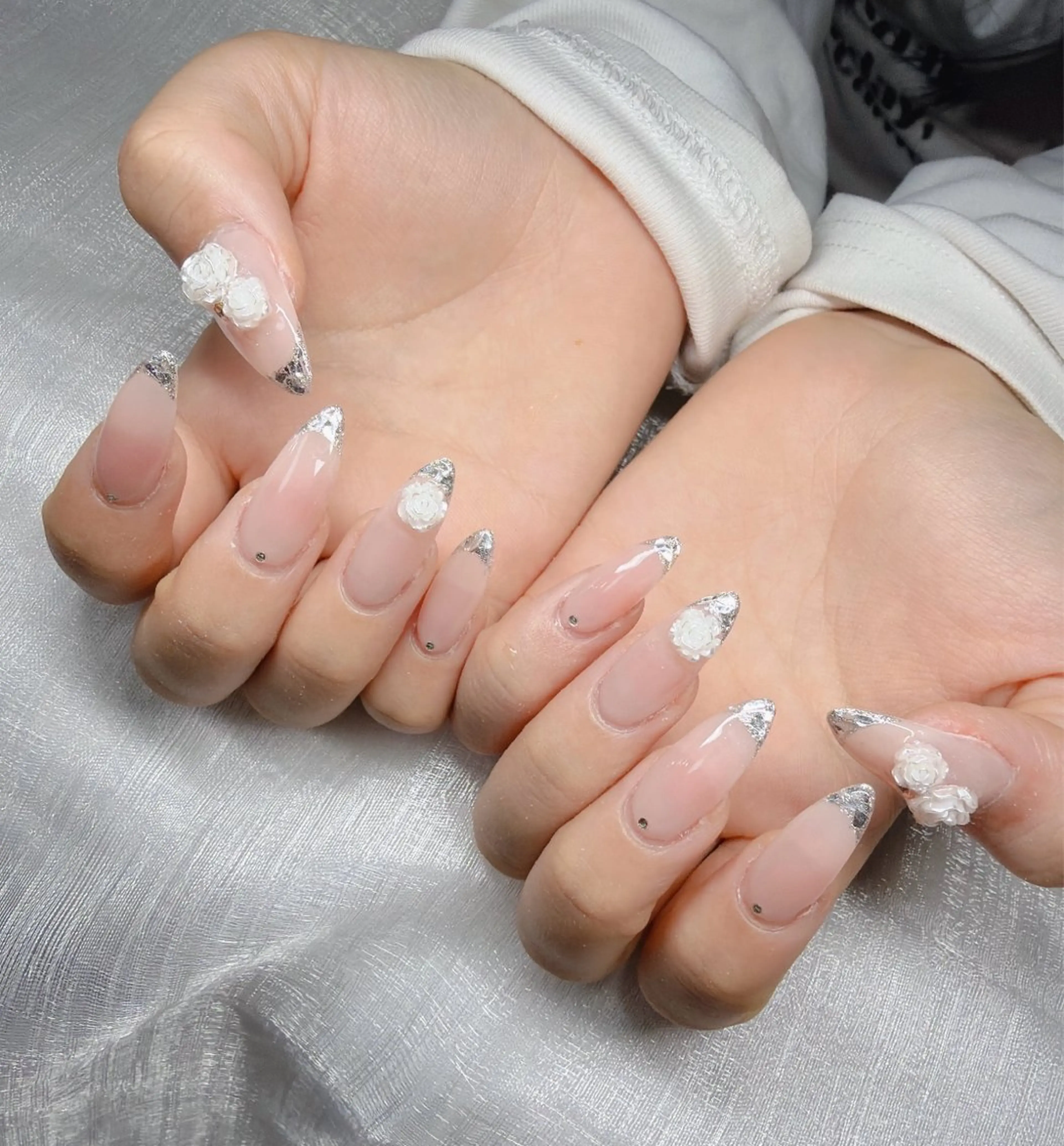 ネイル ハンドネイル Lee Nailsのネイルデザイン