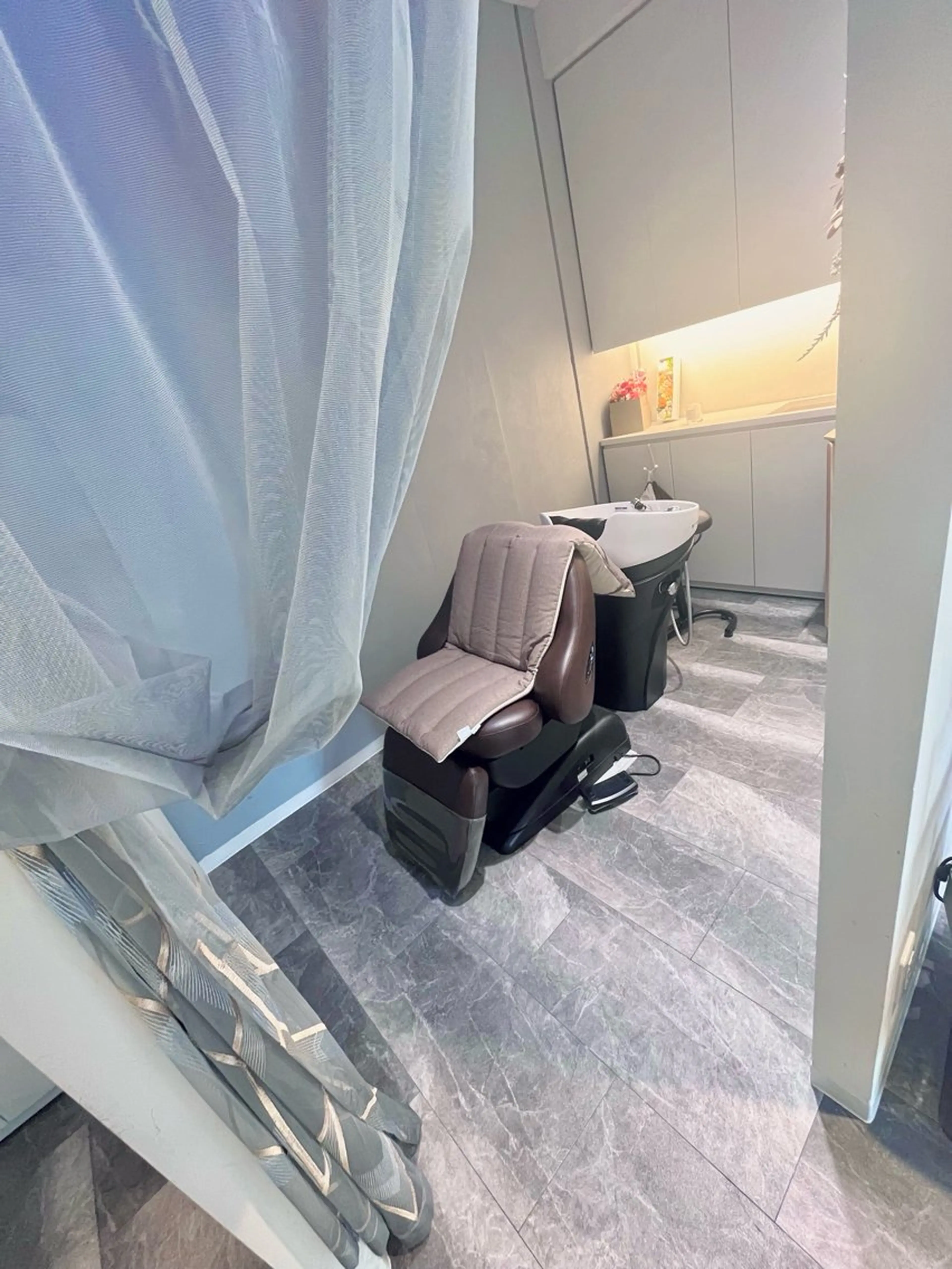 マツエク・マツパ POANA.所属・吉田 空 (POANA.)のヘアスタイル