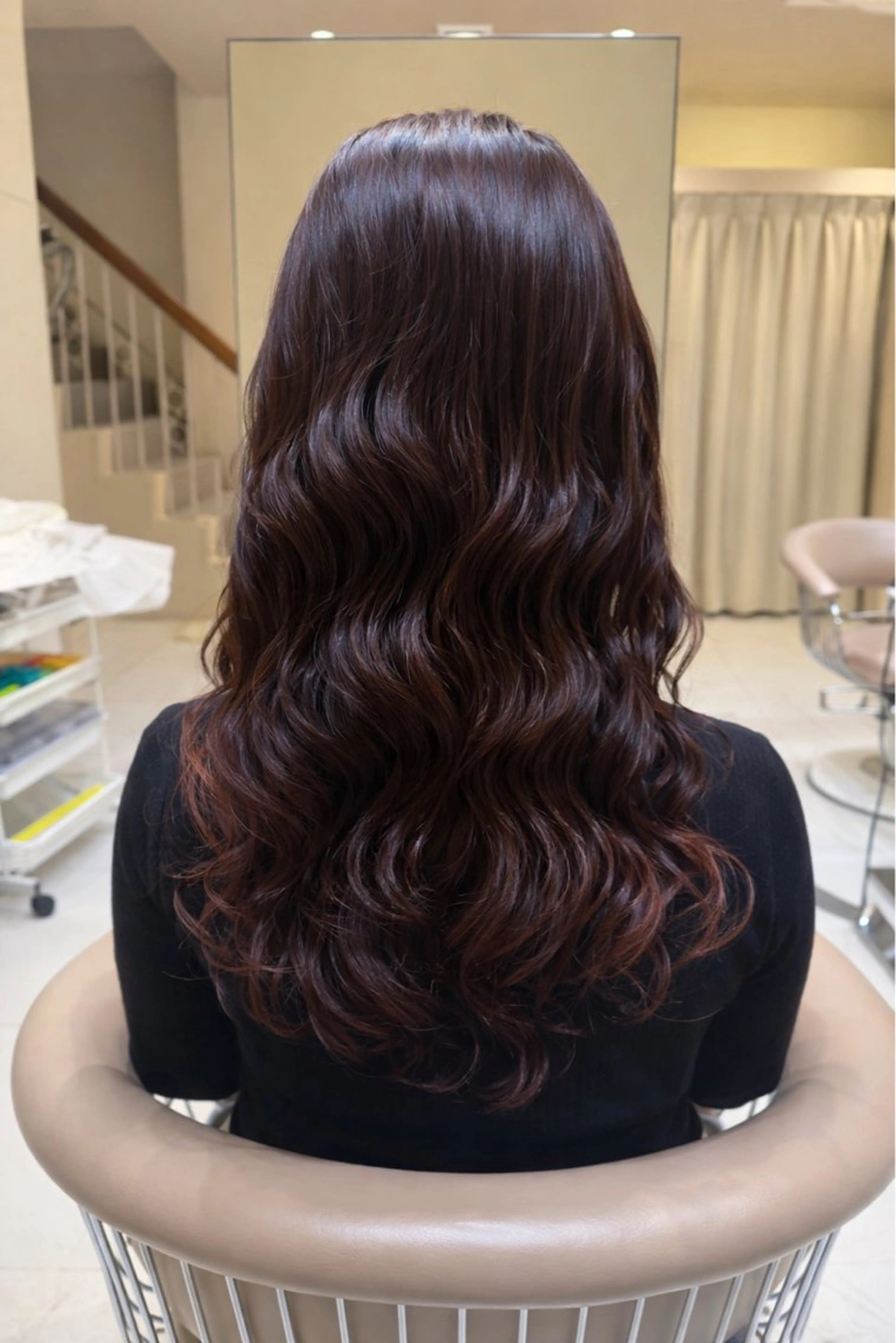 ロング パーマ カット パーマ コテ巻きパーマ 阪上 沙織のヘアスタイル