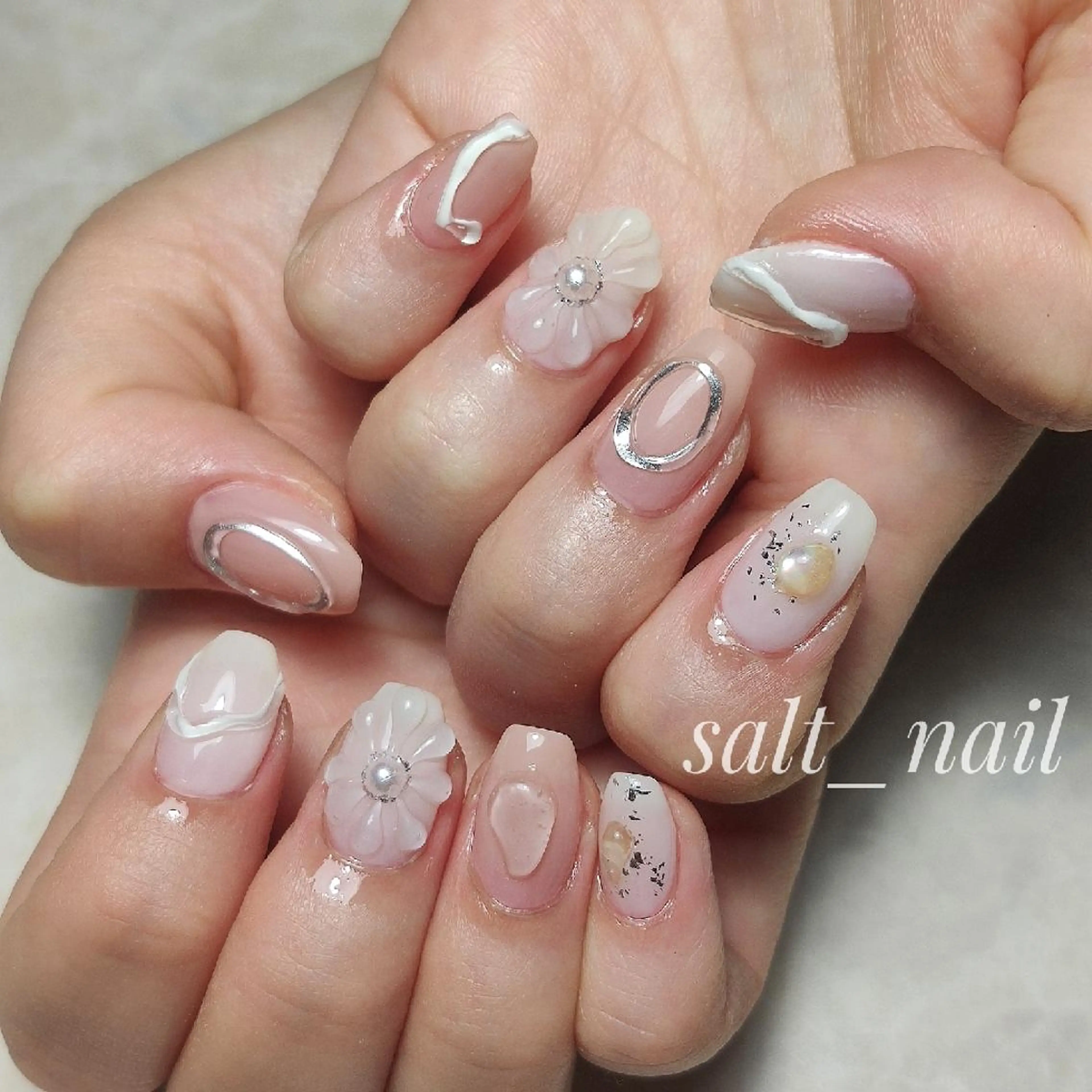 ネイル フラワーネイル ニュアンスネイル ぷっくりネイル ハンドネイル 個人サロン saltnailのネイルデザイン