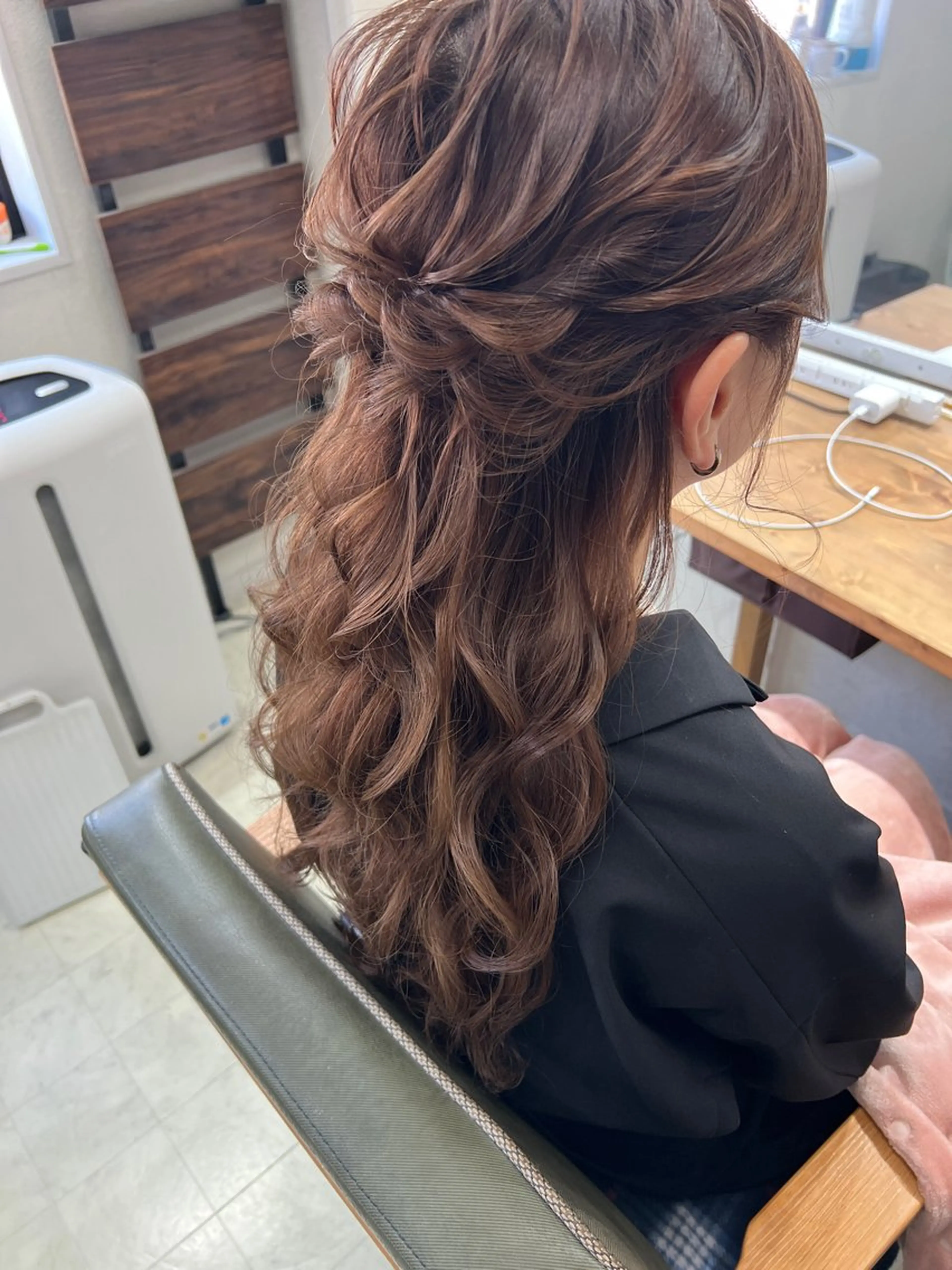 ロング ヘアアレンジ ハーフアップ 山室 敬義のヘアスタイル