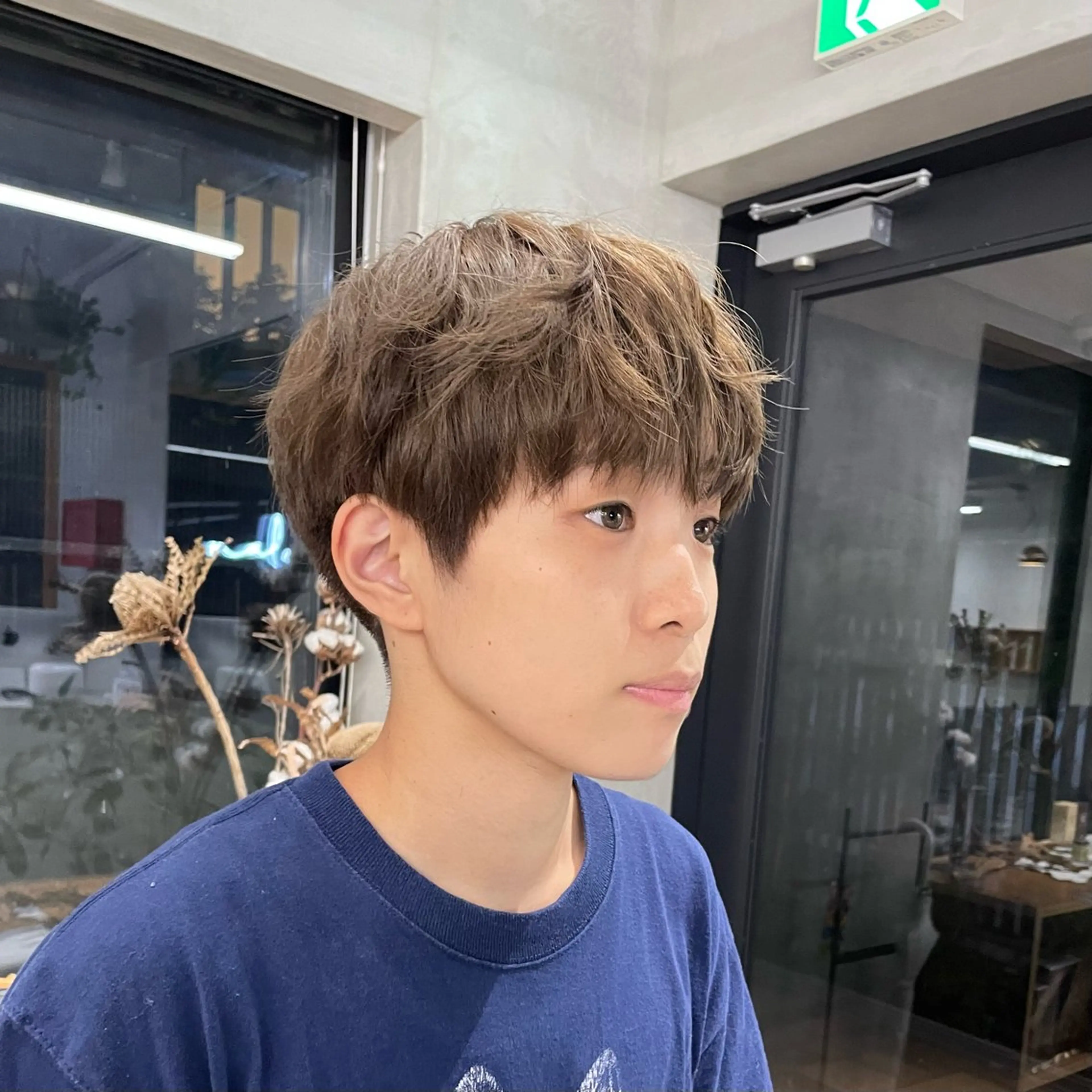 ショート カラー パーマ メンズ メンズブリーチ ベージュカラー ブリーチ ミルクティーベージュ ブリーチなしカラー 【メンズ特化】 イマダナツミのヘアスタイル