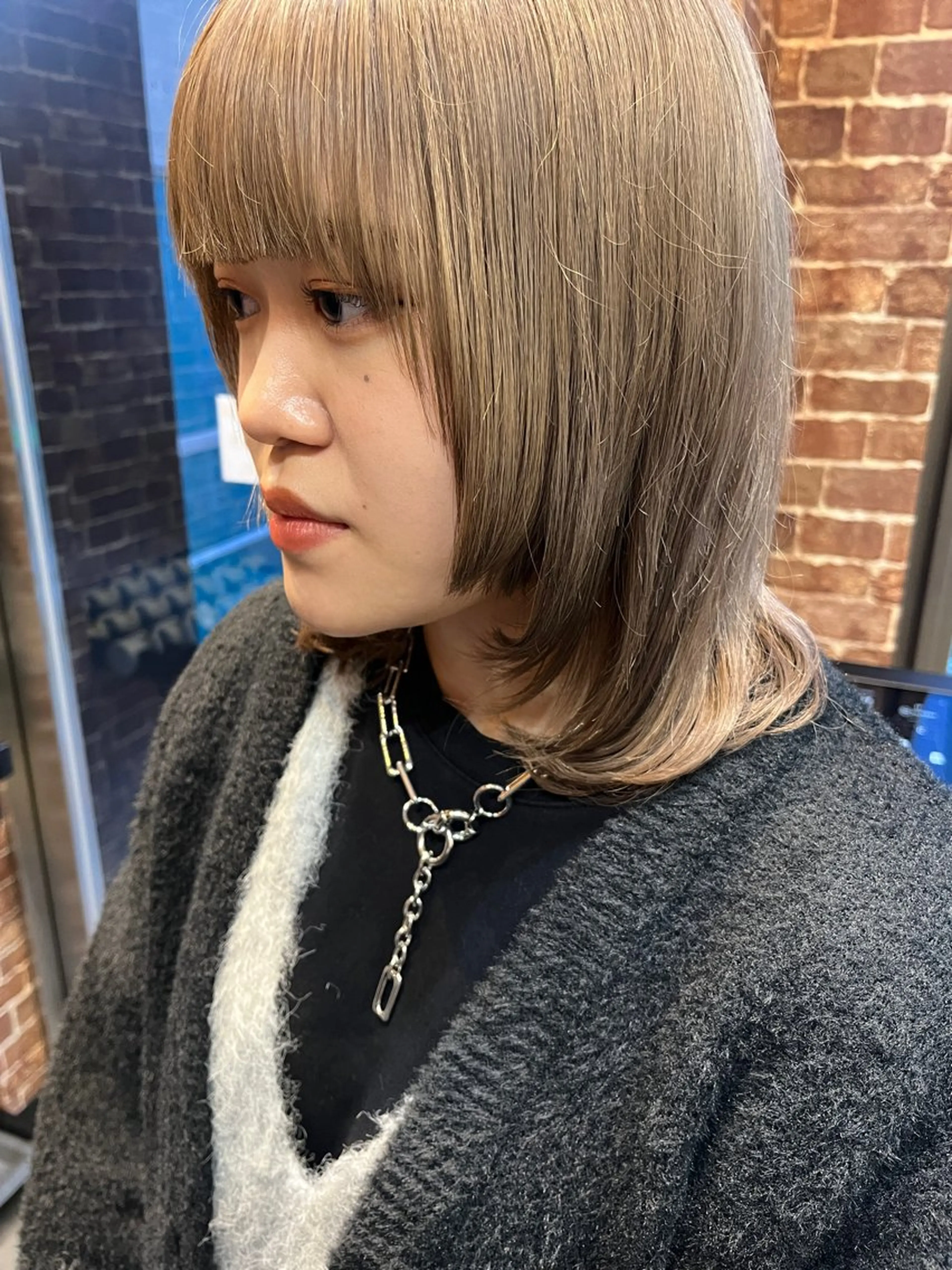 ミディアム カラー 久木原 ゆりのヘアスタイル