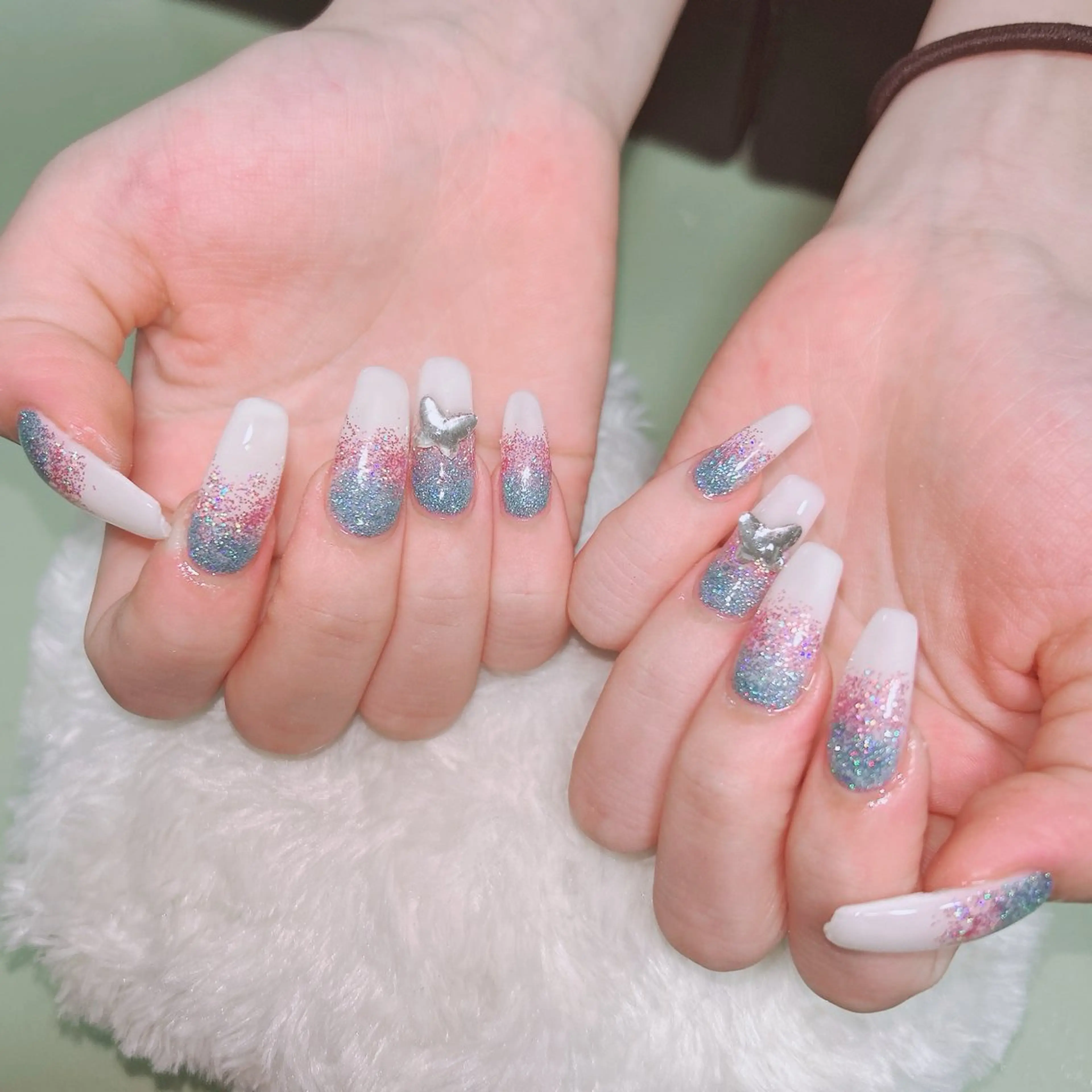 ネイル グラデーション ラメ(グリッター) ラメグラデーション Nail salon Stellaのネイルデザイン