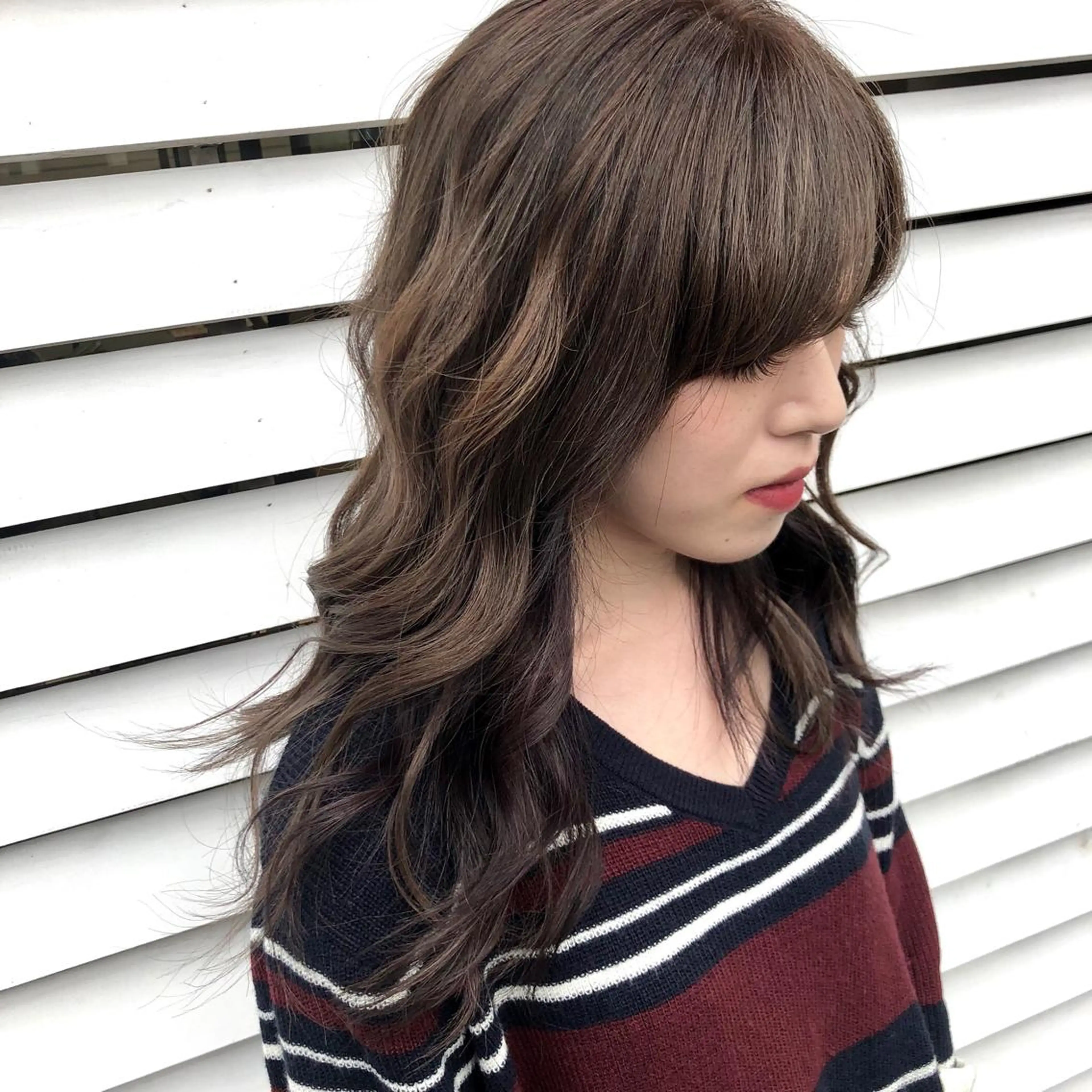 ロング カラー 菅沢 奈生のヘアスタイル