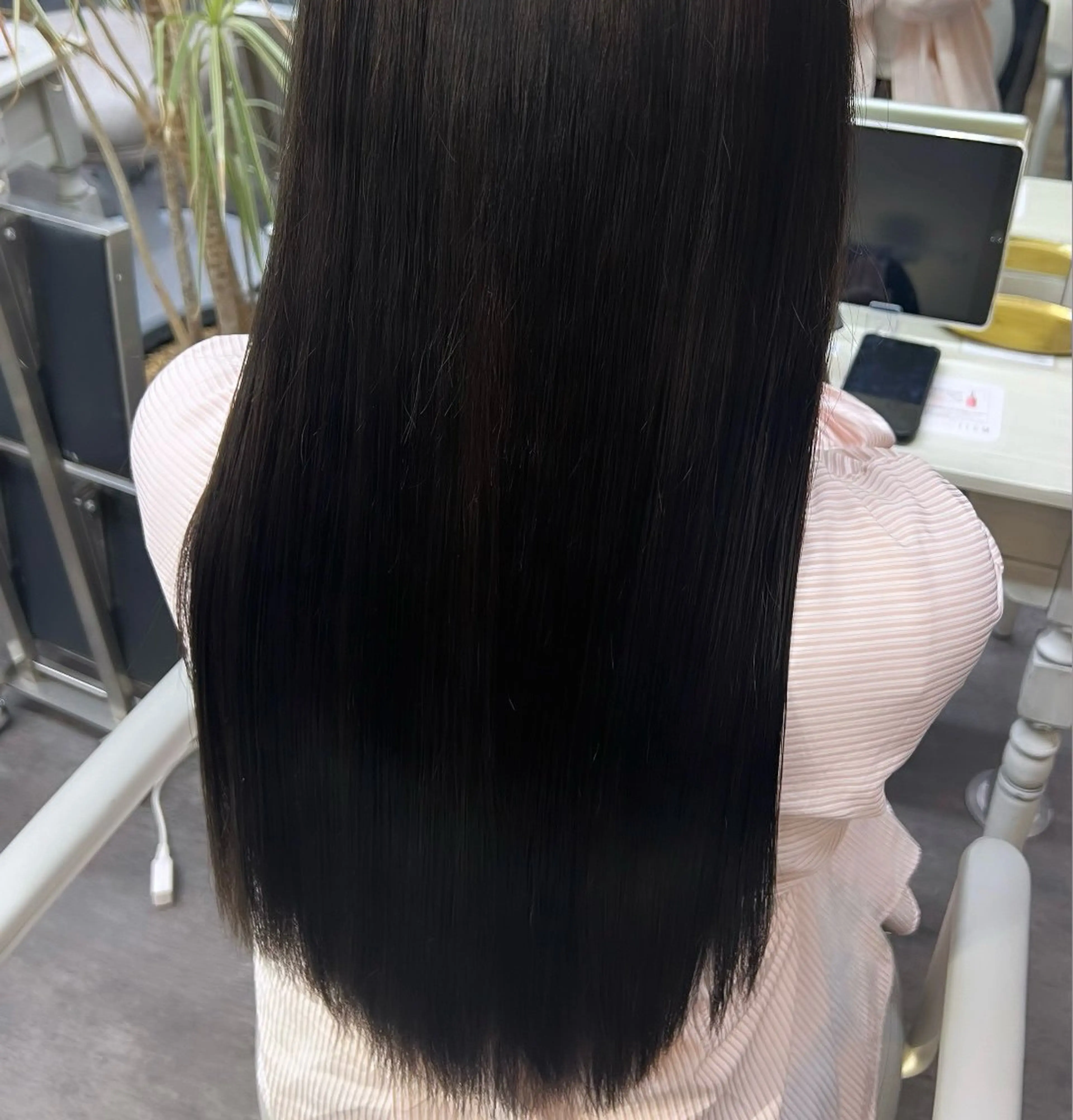 ロング カラー ヘアカラー 本間 絵理奈‎のヘアスタイル