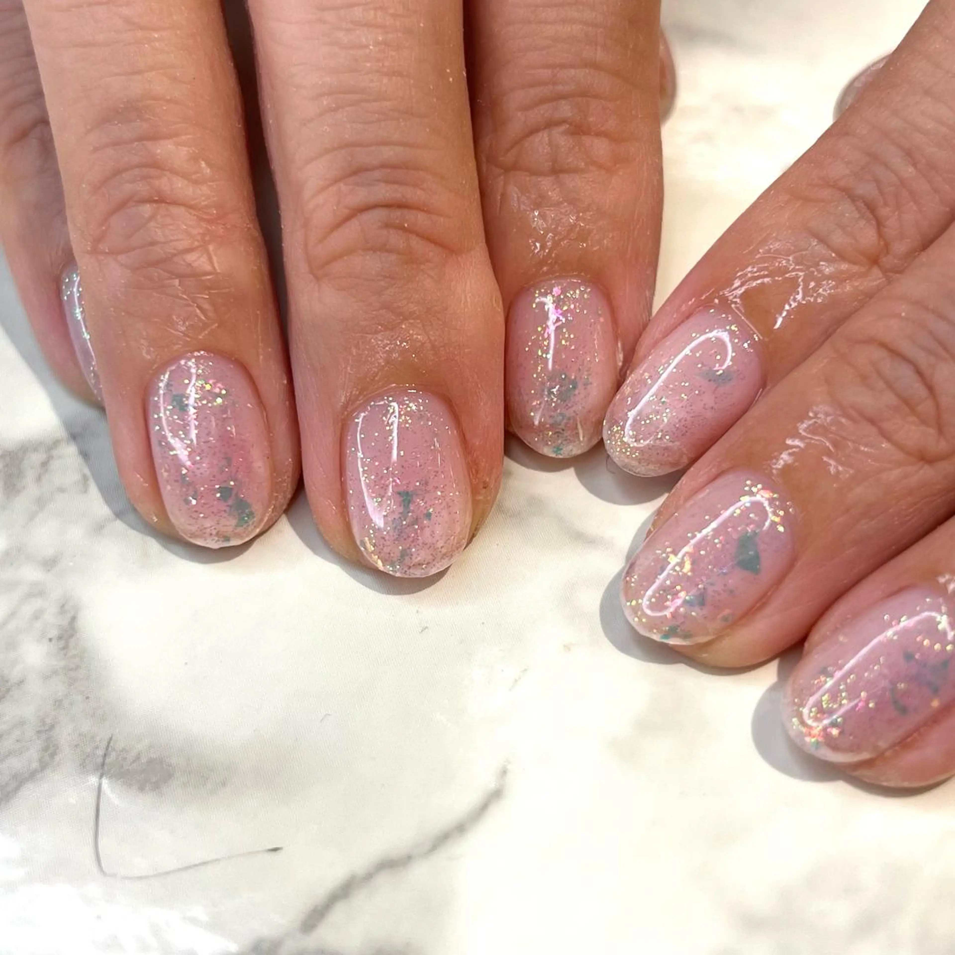 ネイル ラメ(グリッター) ワンカラーネイル ハンドネイル 藤本 楓のネイルデザイン