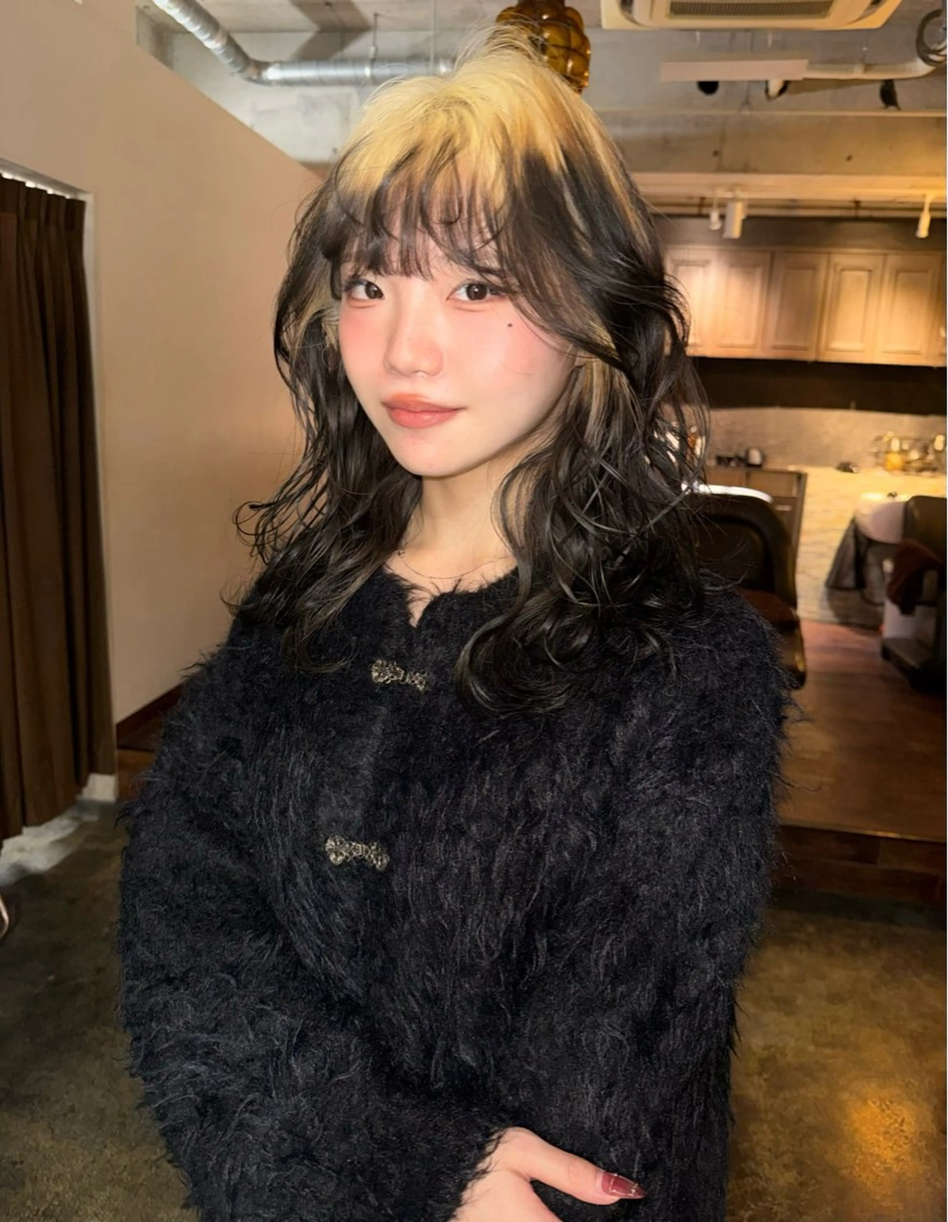 セミロング カット ヘアカラー トリートメント ブリーチ/ハイトーン 心斎橋/honokaのヘアスタイル