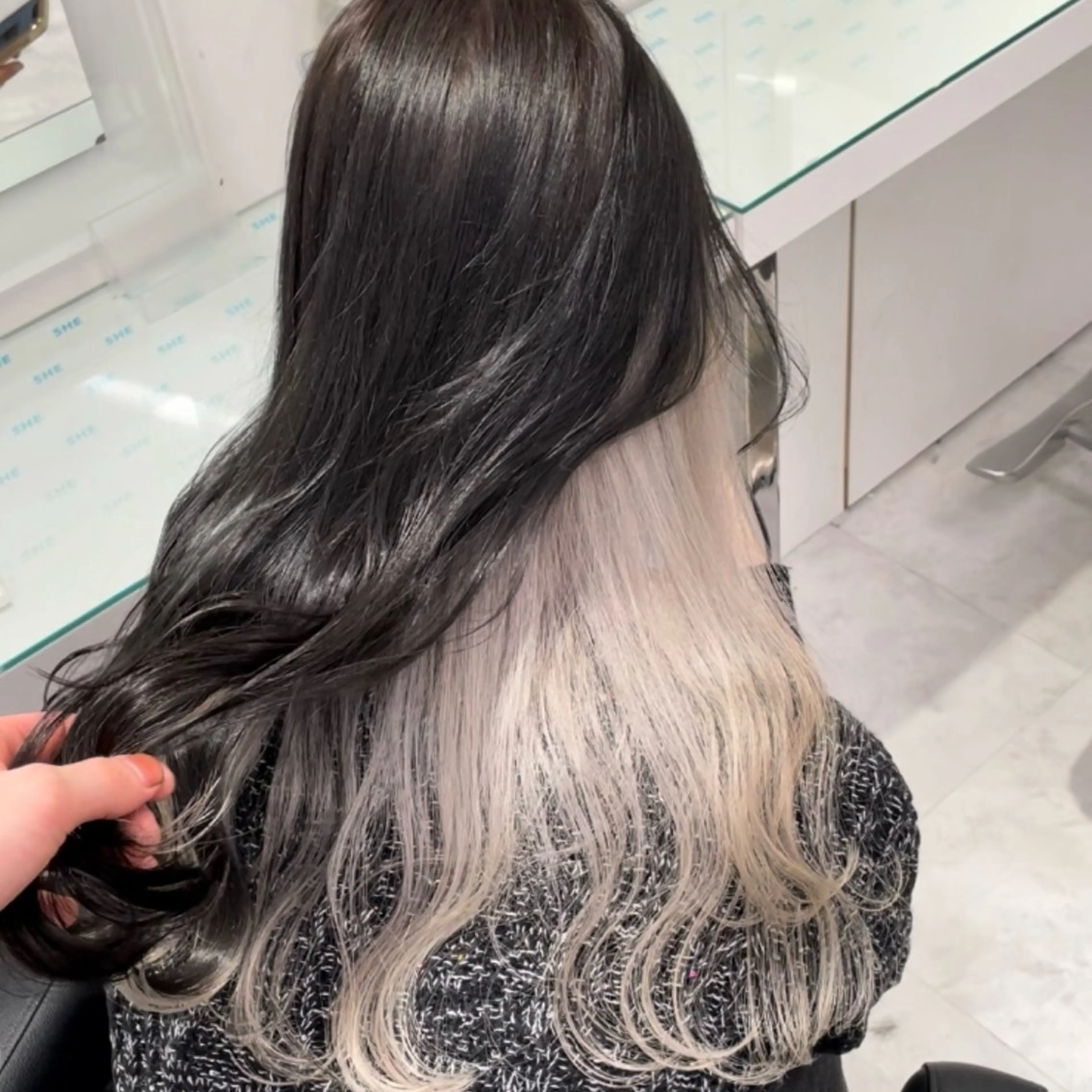 ロング カラー ヘアカラー トリートメント ヘッドスパ ヘアセット ハイトーン艶カラー 🤍ゆうひのヘアスタイル