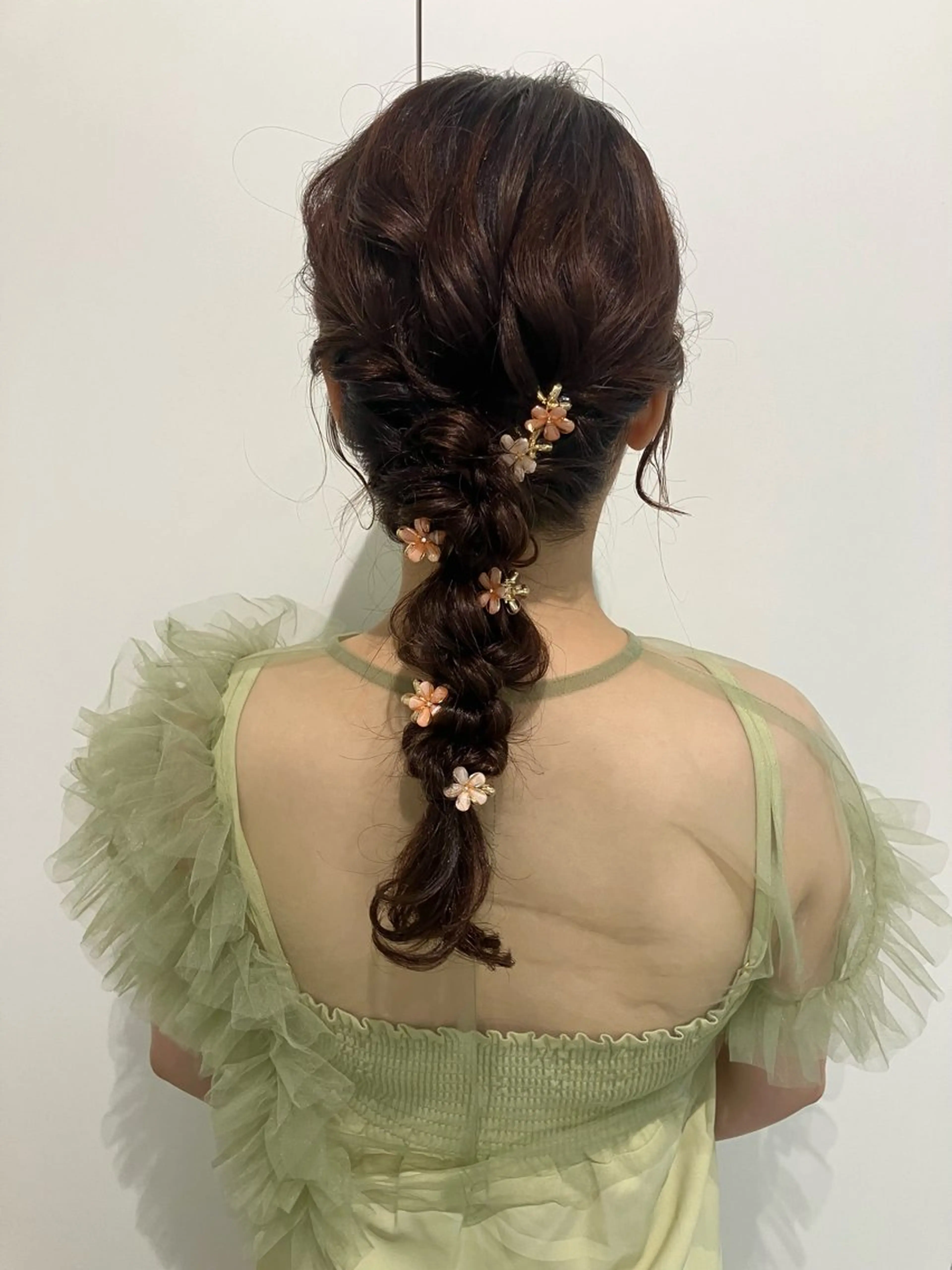 ヘアアレンジ カット ヘアカラー トリートメント ヘッドスパ ヘアセット kotona 🤍miuraのヘアスタイル