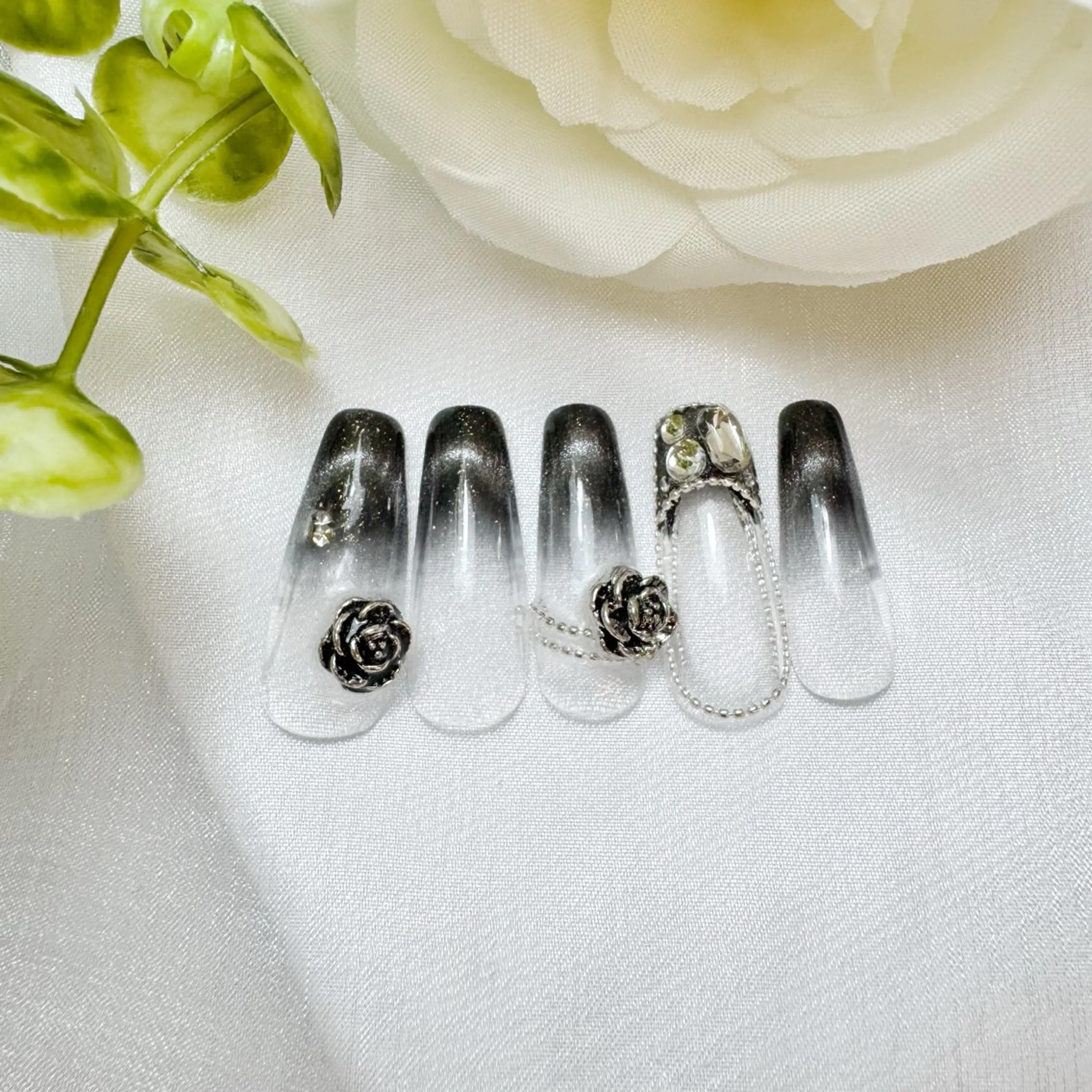 ネイル Onason nailのネイルデザイン