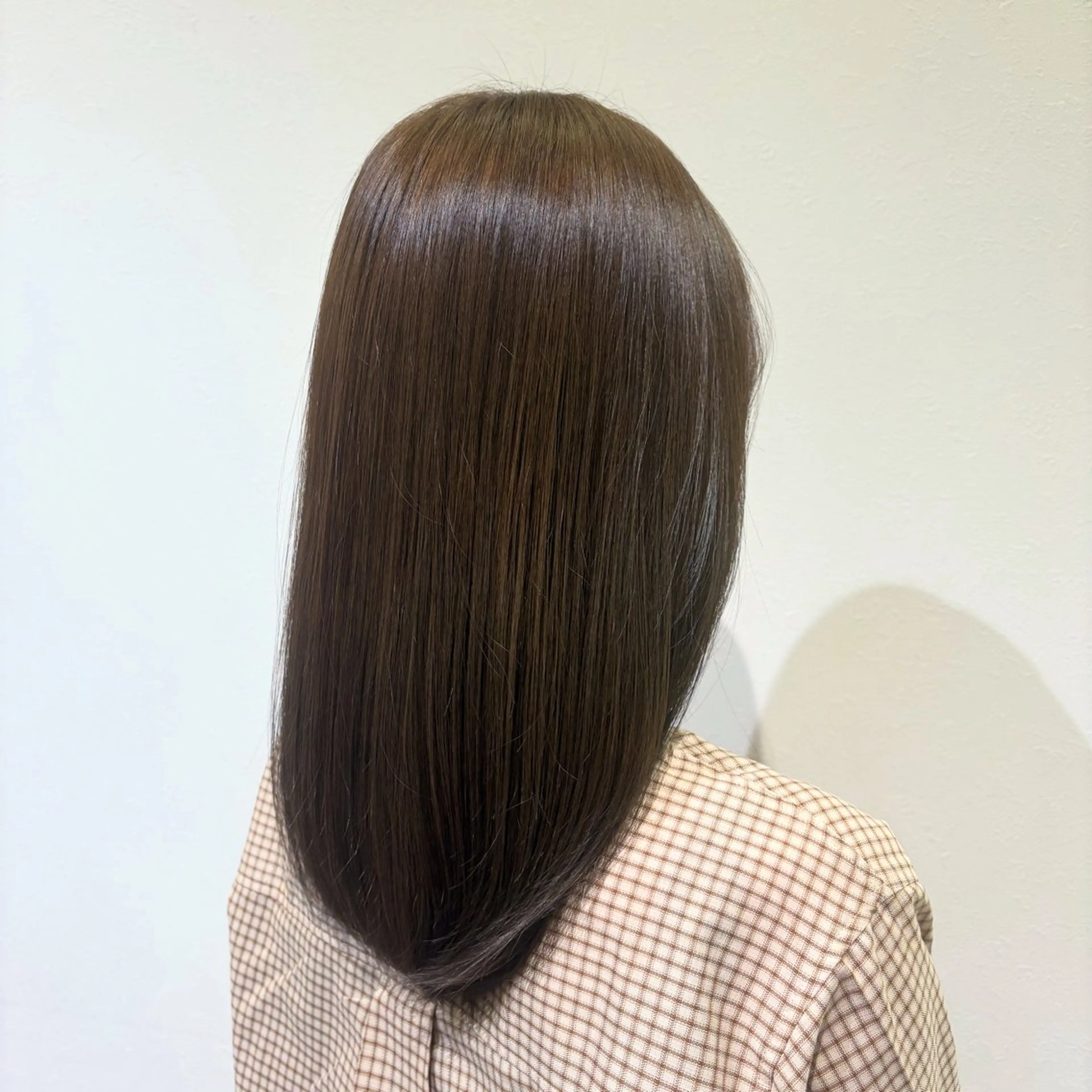 ミディアム カラー ヘアカラー 山口 來桃のヘアスタイル