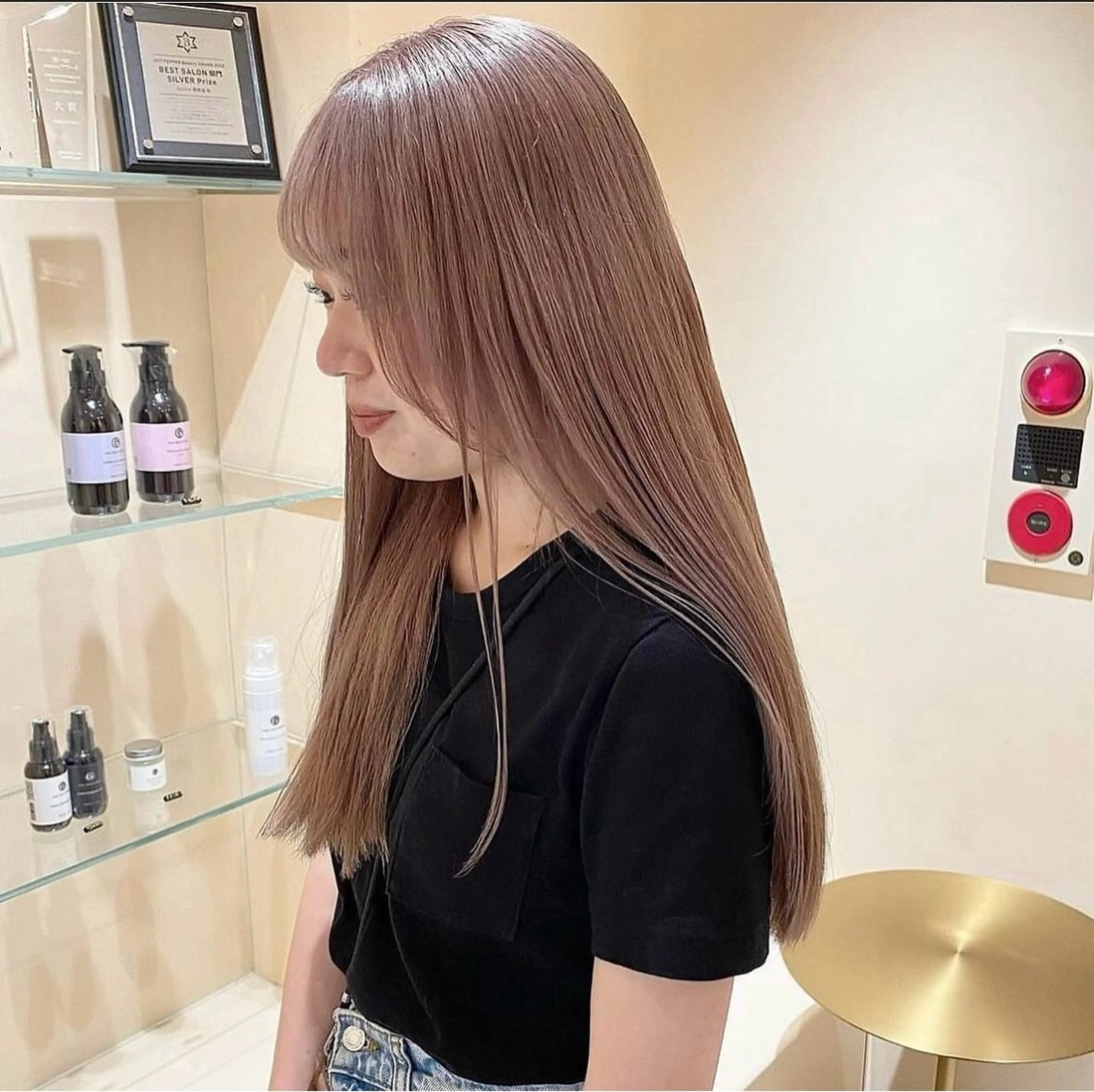 セミロング カラー ベージュカラー ayumi / ミディアムトーンのヘアスタイル