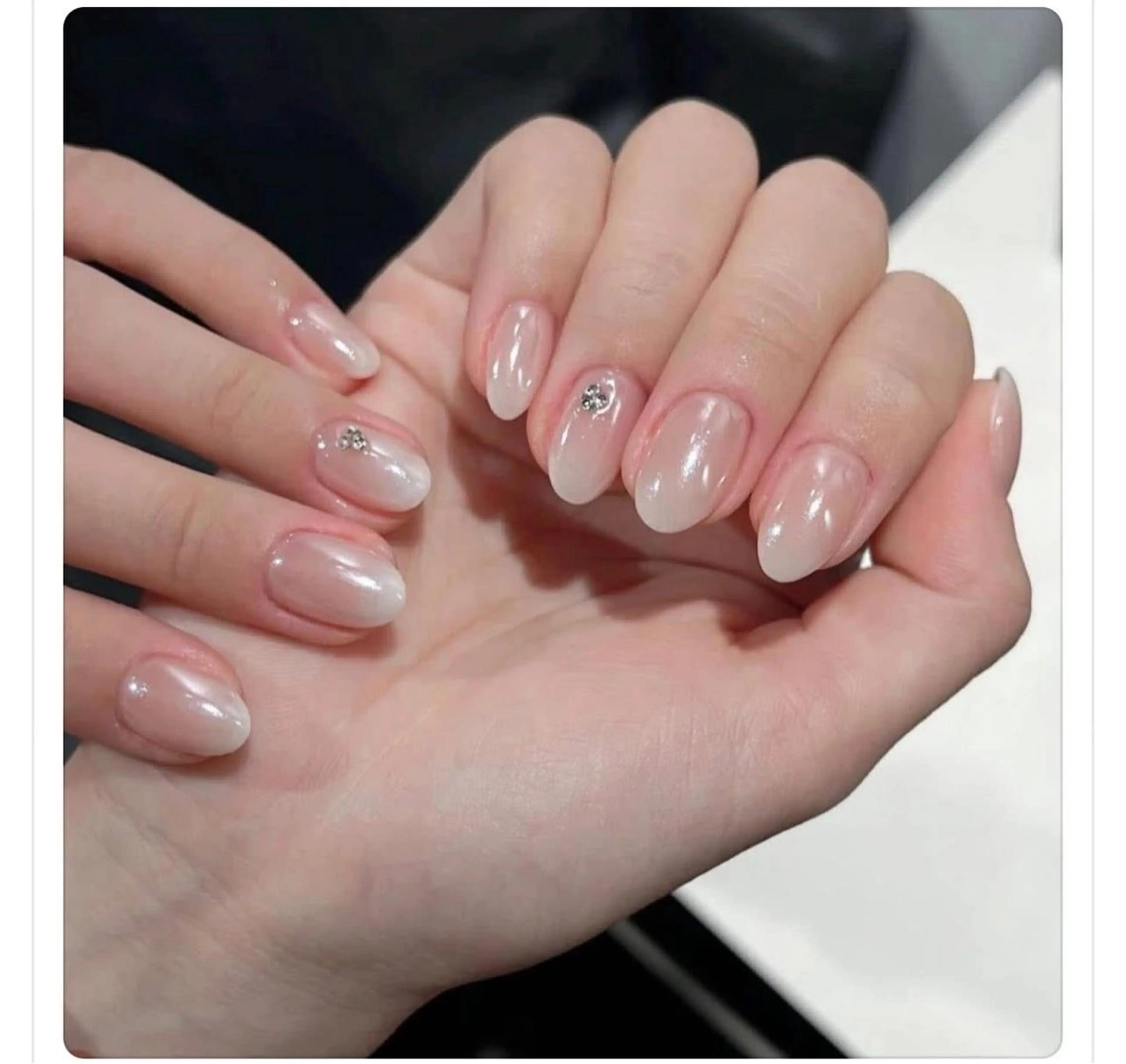 ネイル ストーンネイル ハンドネイル Minette nailHuongのネイルデザイン