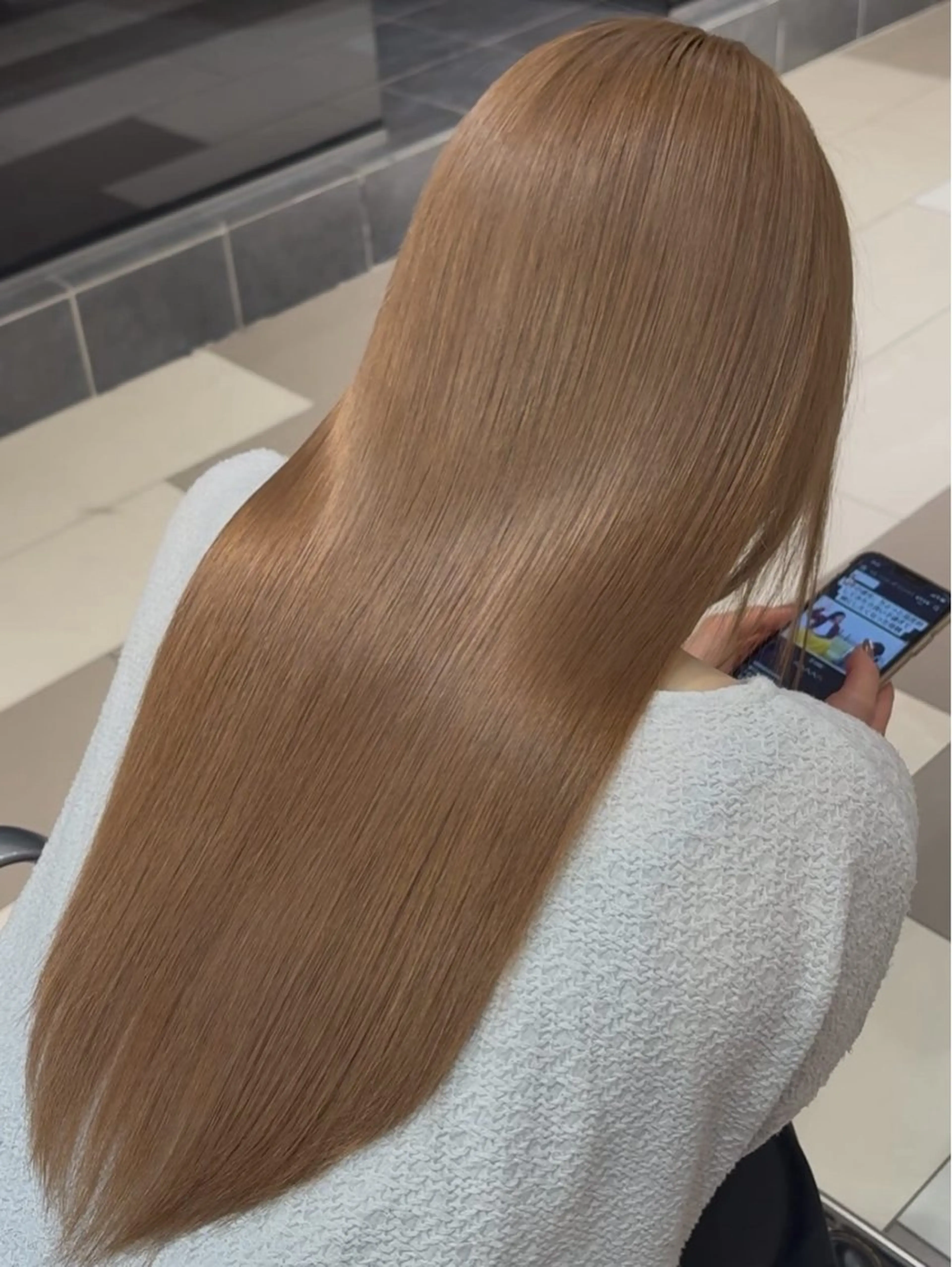 ロング カラー ブリーチ ブラウンカラー 髪質改善 トリートメント カットモデル/ セット/宮里心香のヘアスタイル