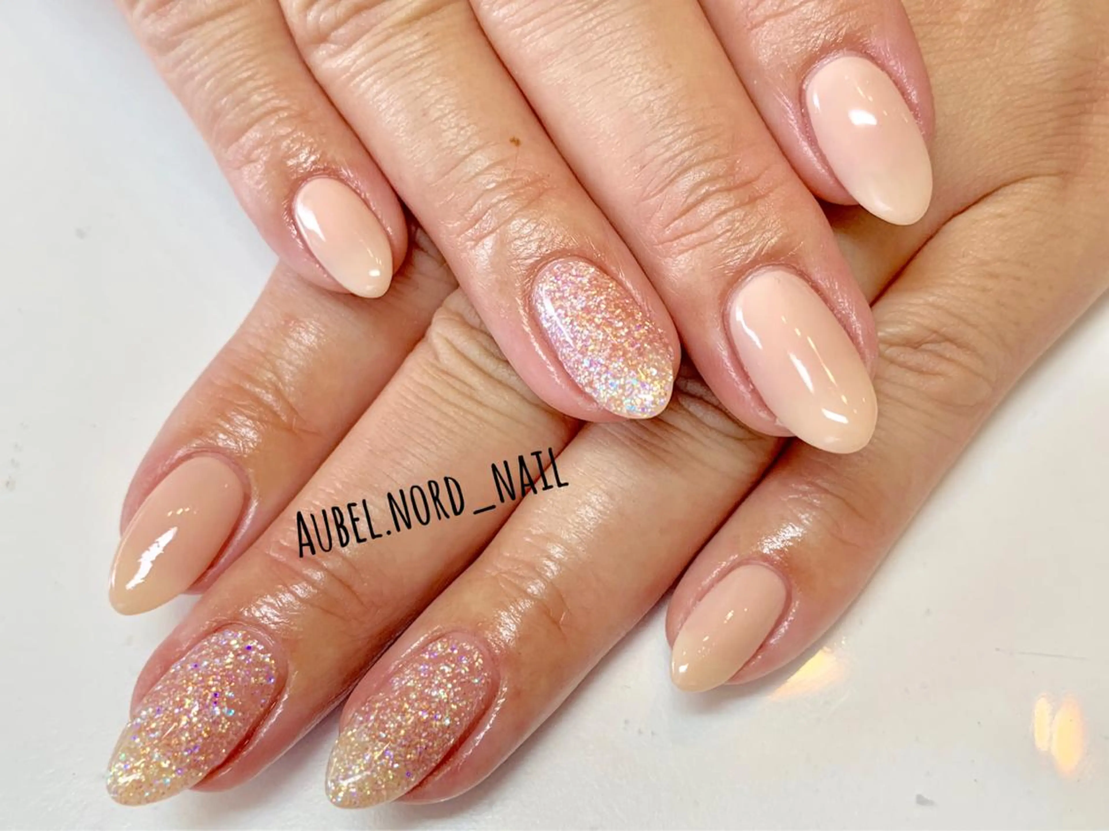 ネイル Aubel.nord_nail所属・Aubel.nord オーベルノールのネイルデザイン