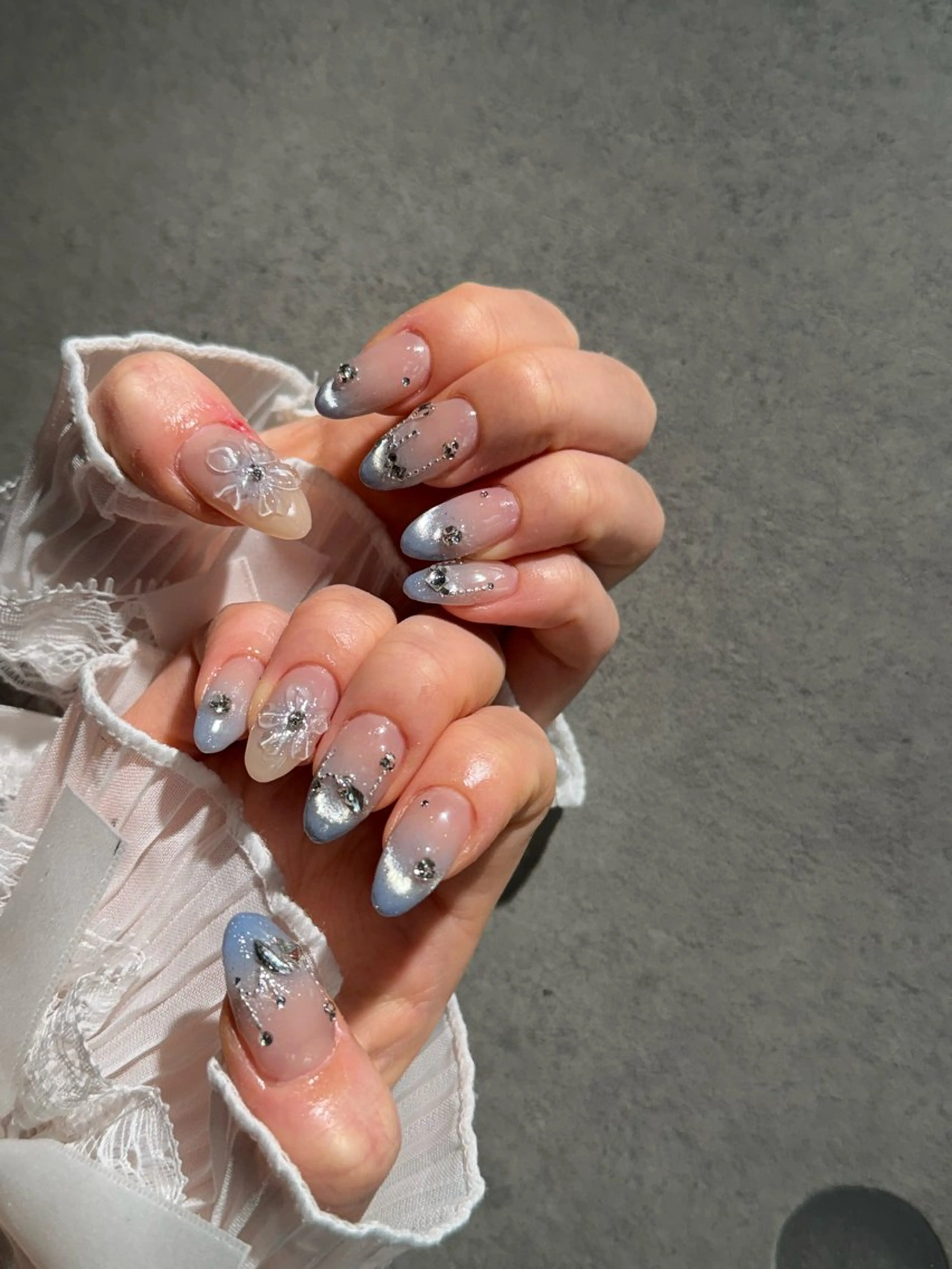 ネイル I-nailロング /ワンホン/キラキラのネイルデザイン