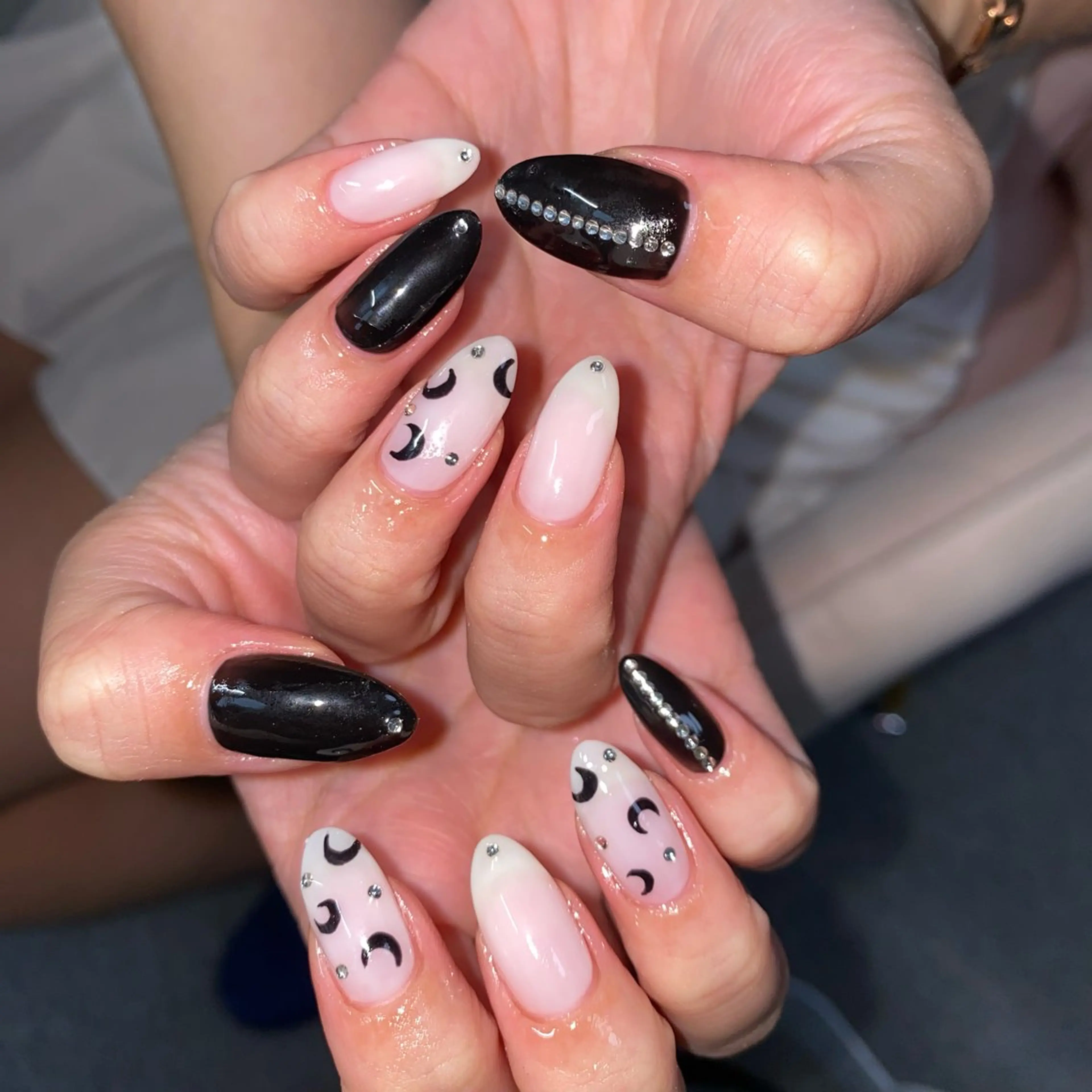 ネイル I pinknail 韓国風·持ち込み専門のネイルデザイン